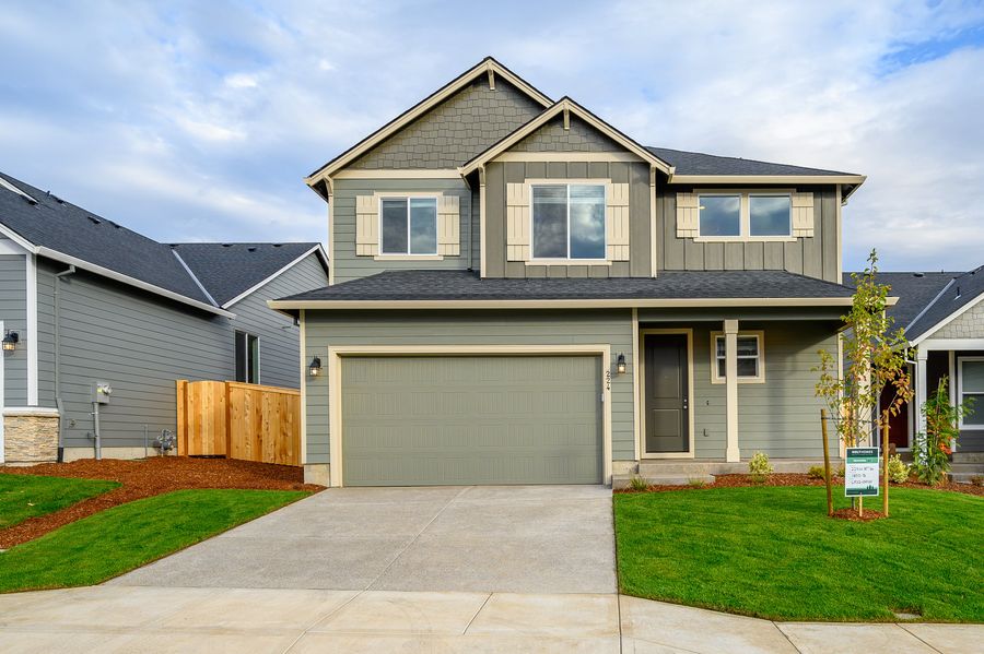 332 W 17th Street (The 1833)