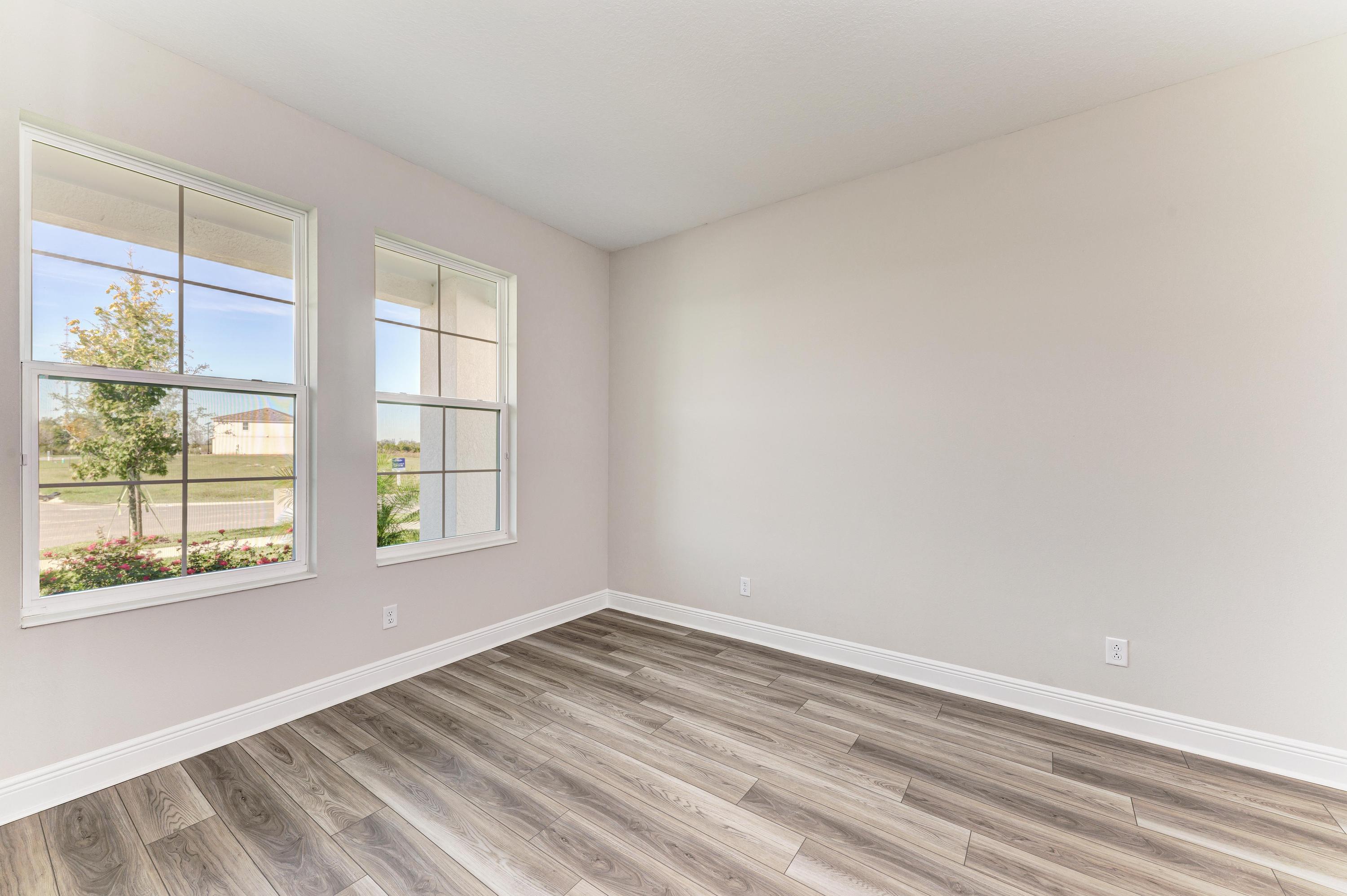10148 Surrey Rose Dr - Den/Office