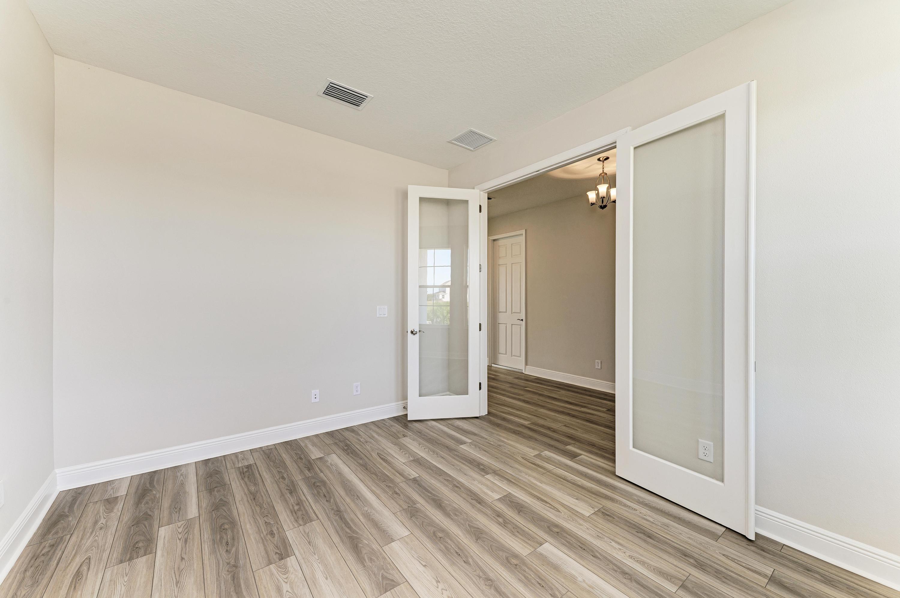 10148 Surrey Rose Dr - Den/Office