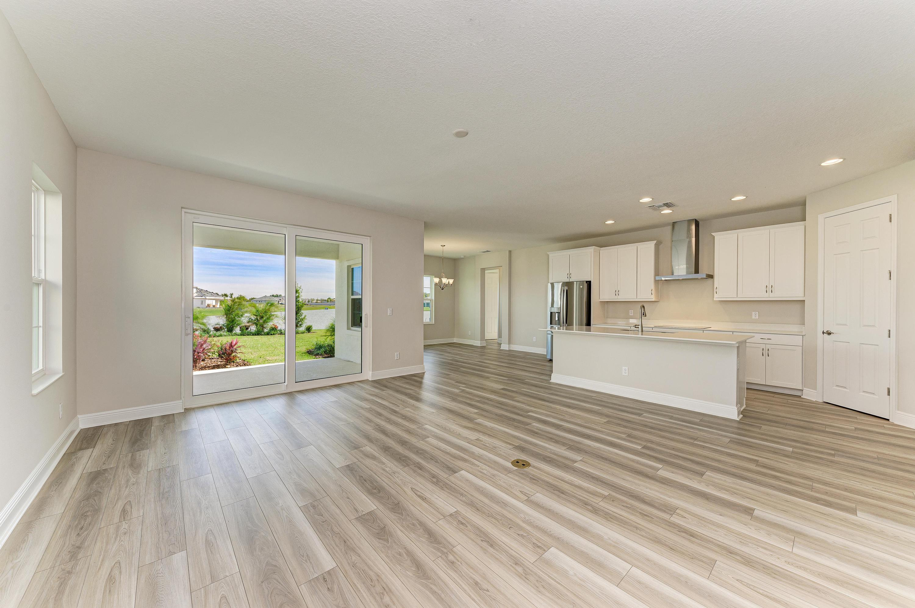 10148 Surrey Rose Dr - Gourmet Kitchen and Grand Room