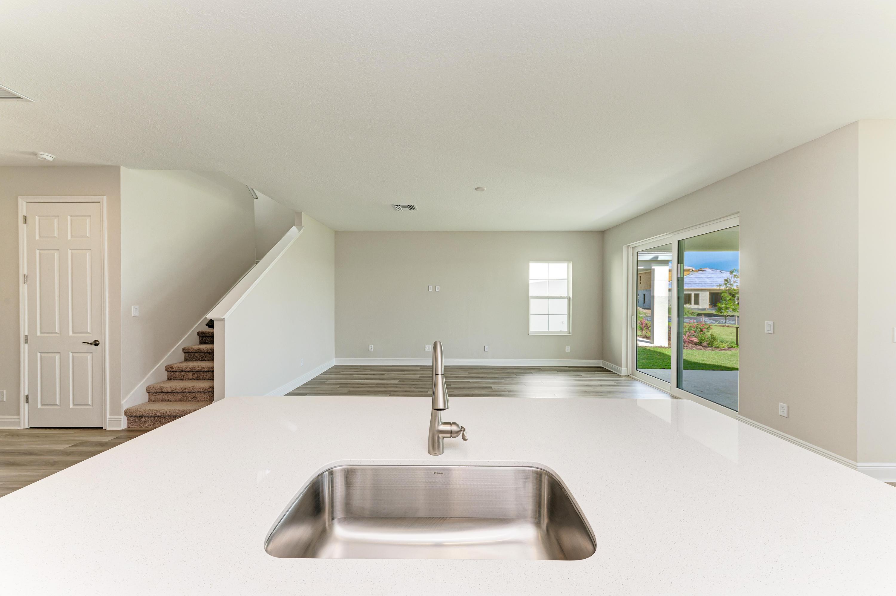 10148 Surrey Rose Dr - Gourmet Kitchen