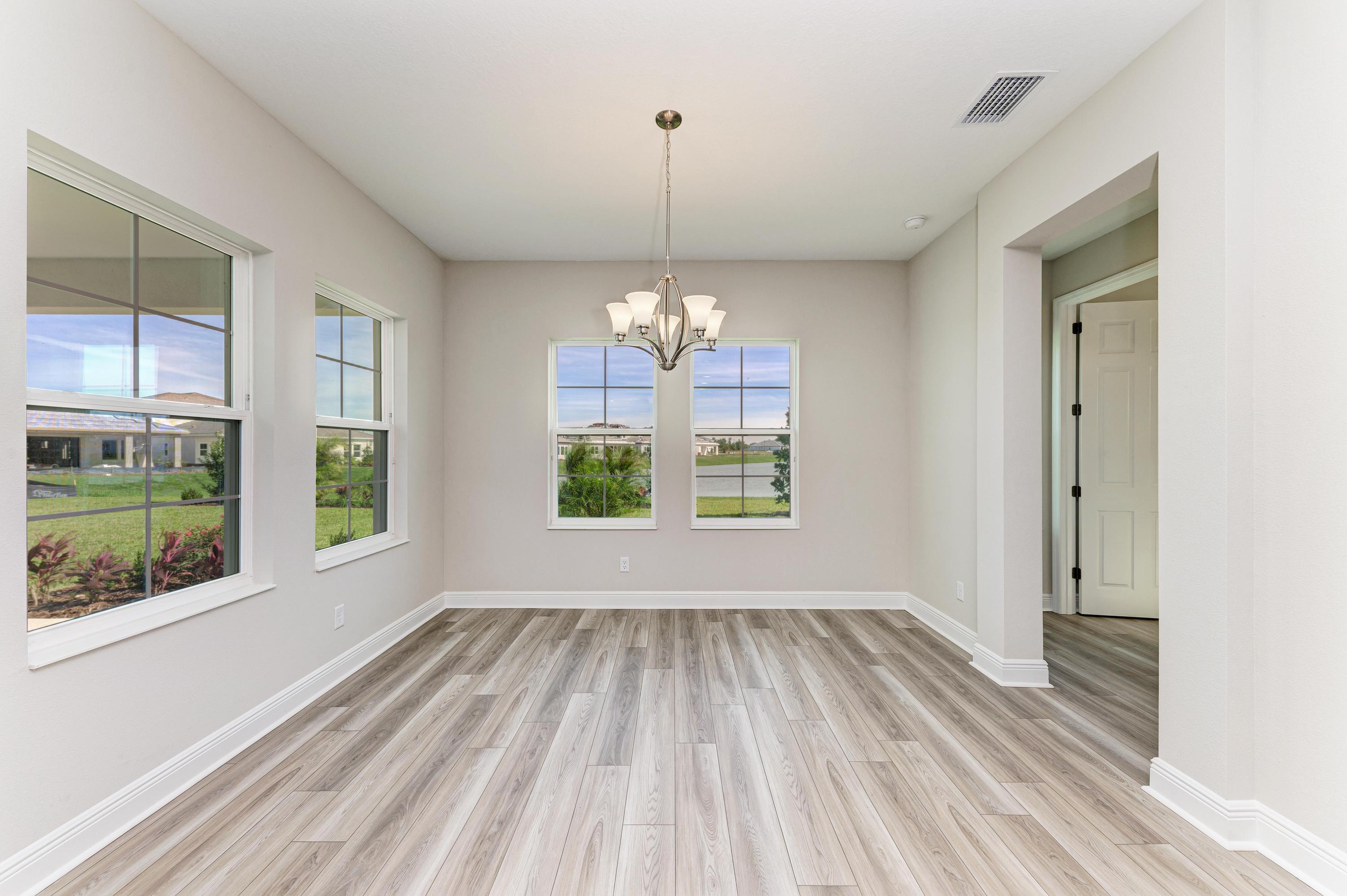 10148 Surrey Rose Dr - Dining Room