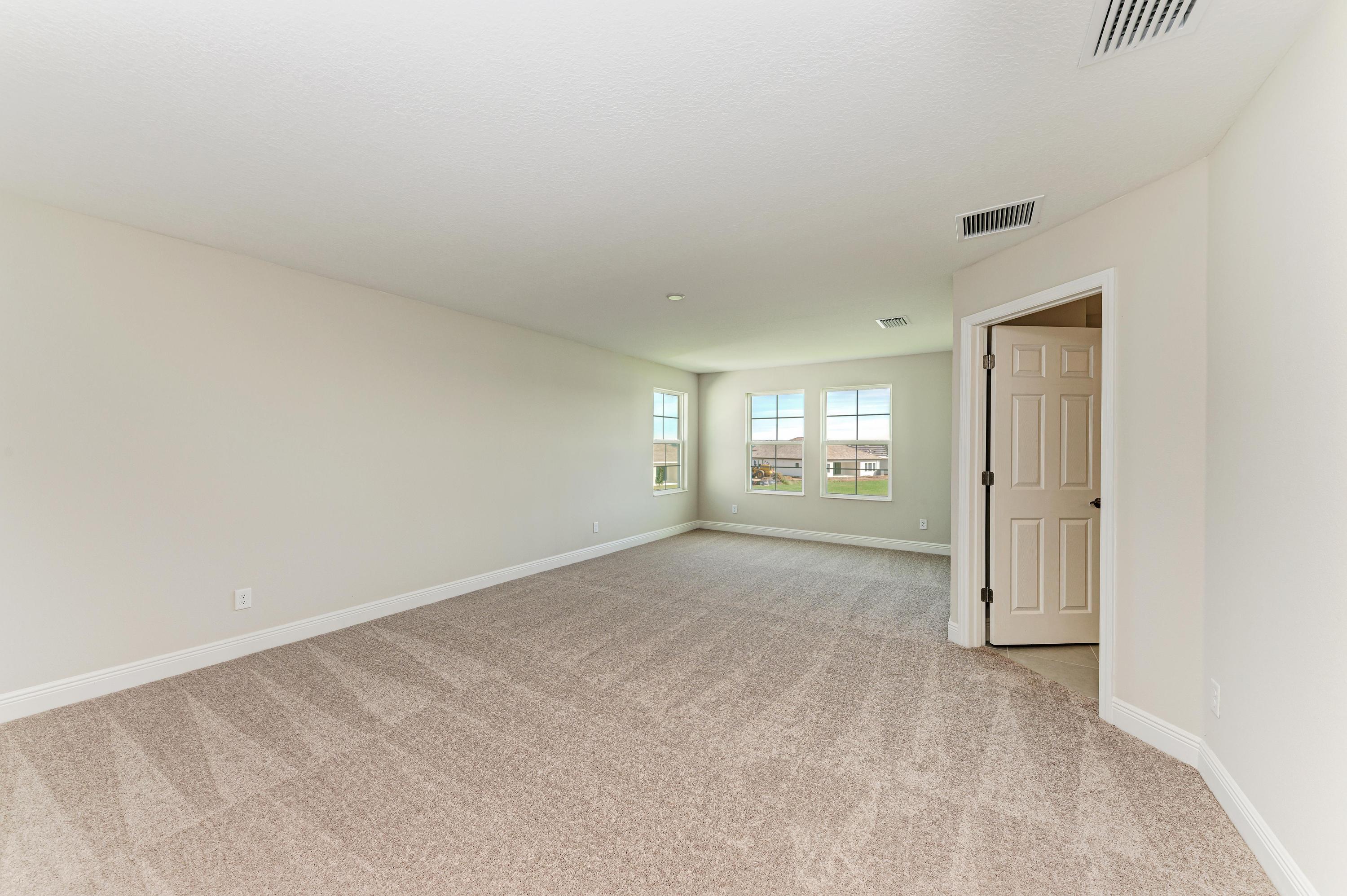 10148 Surrey Rose Dr - Owner's Retreat