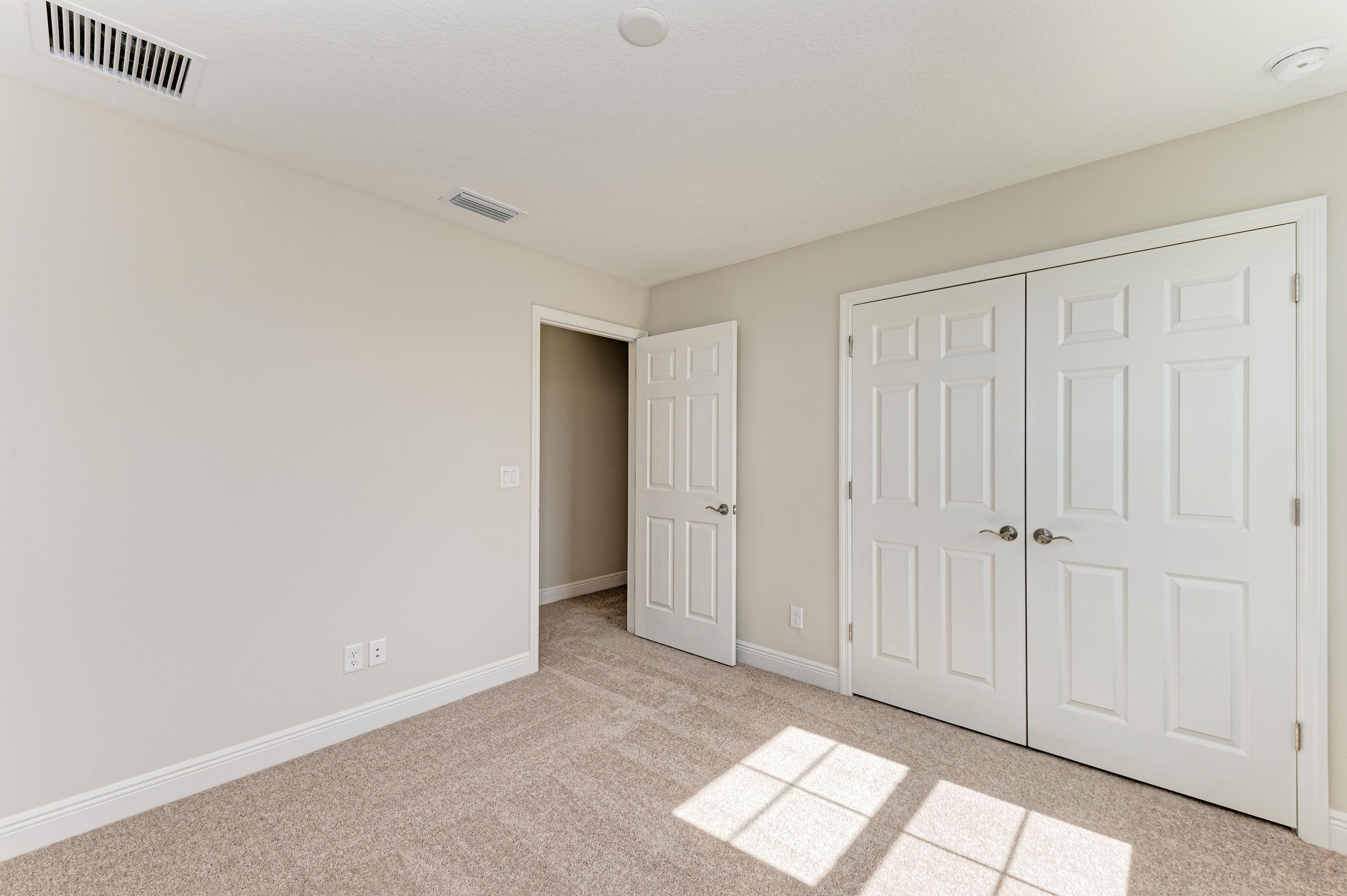 10148 Surrey Rose Dr - Bedroom 5
