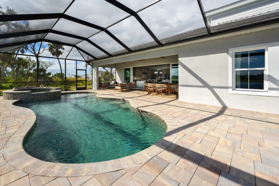 Bayport II at Oakfield - Covered Lanai and Pool