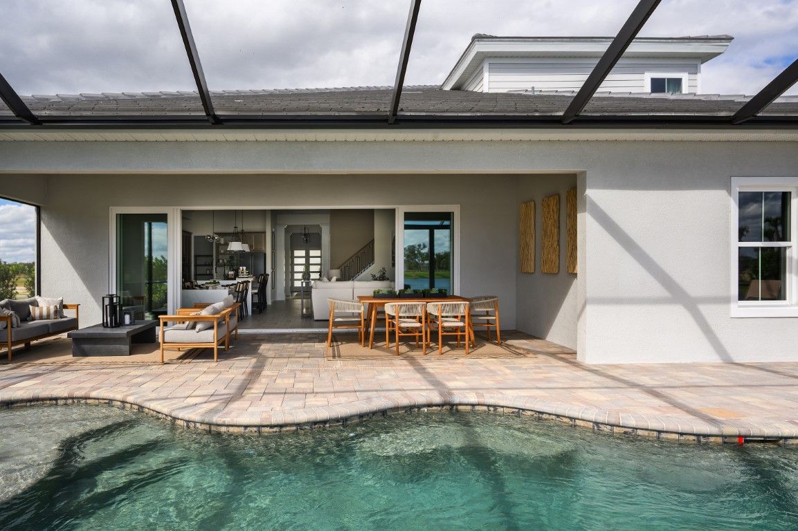 Bayport II at Oakfield - Covered Lanai and Pool