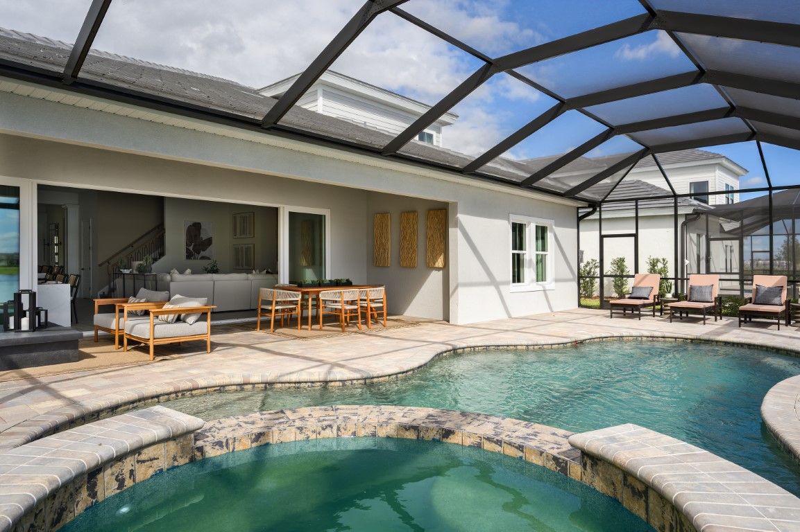 Bayport II at Oakfield - Covered Lanai and Pool