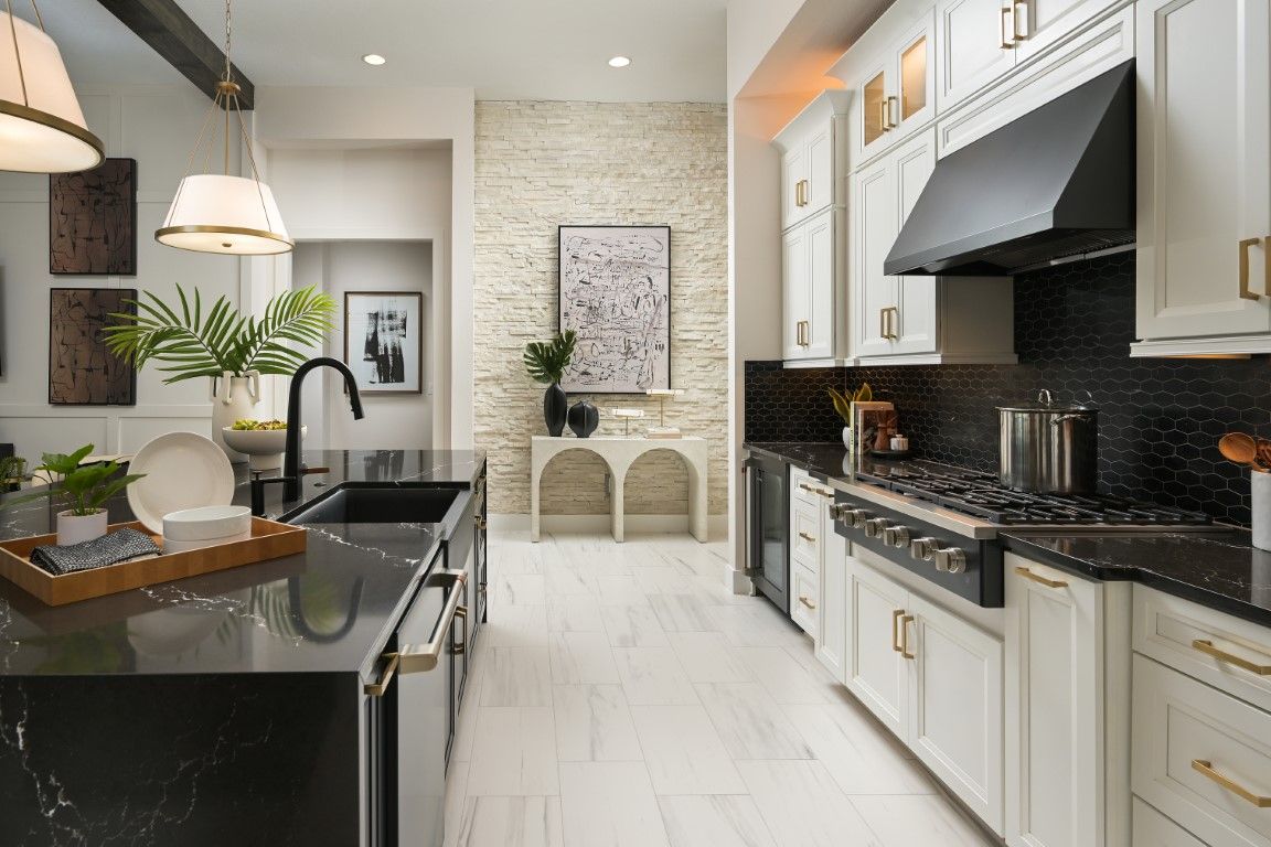 Gourmet Kitchen Key Largo II at Crosswind Ranch