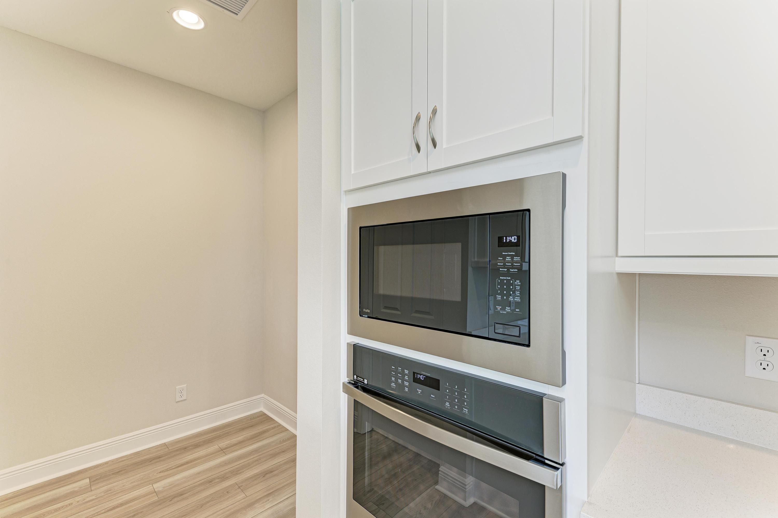 Pelican - 10186 Surrey Rose Dr - Lot 31-28 (28)