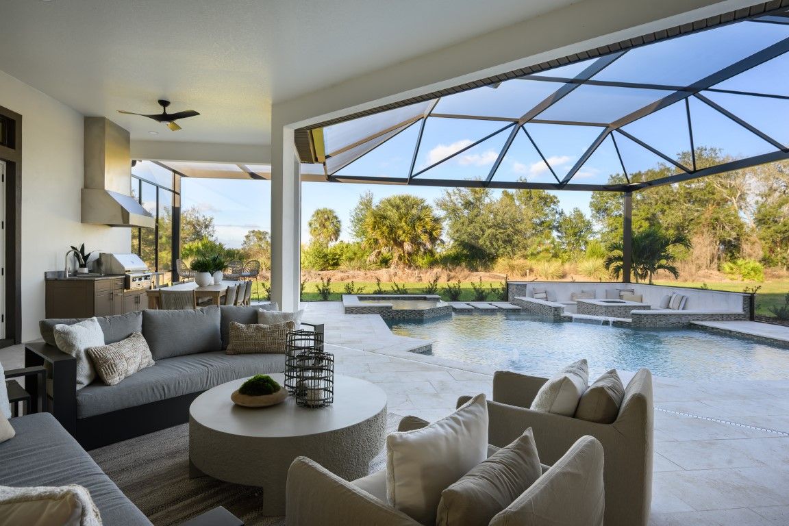 Campania Grande II at Star Farms | Covered Lanai and Pool