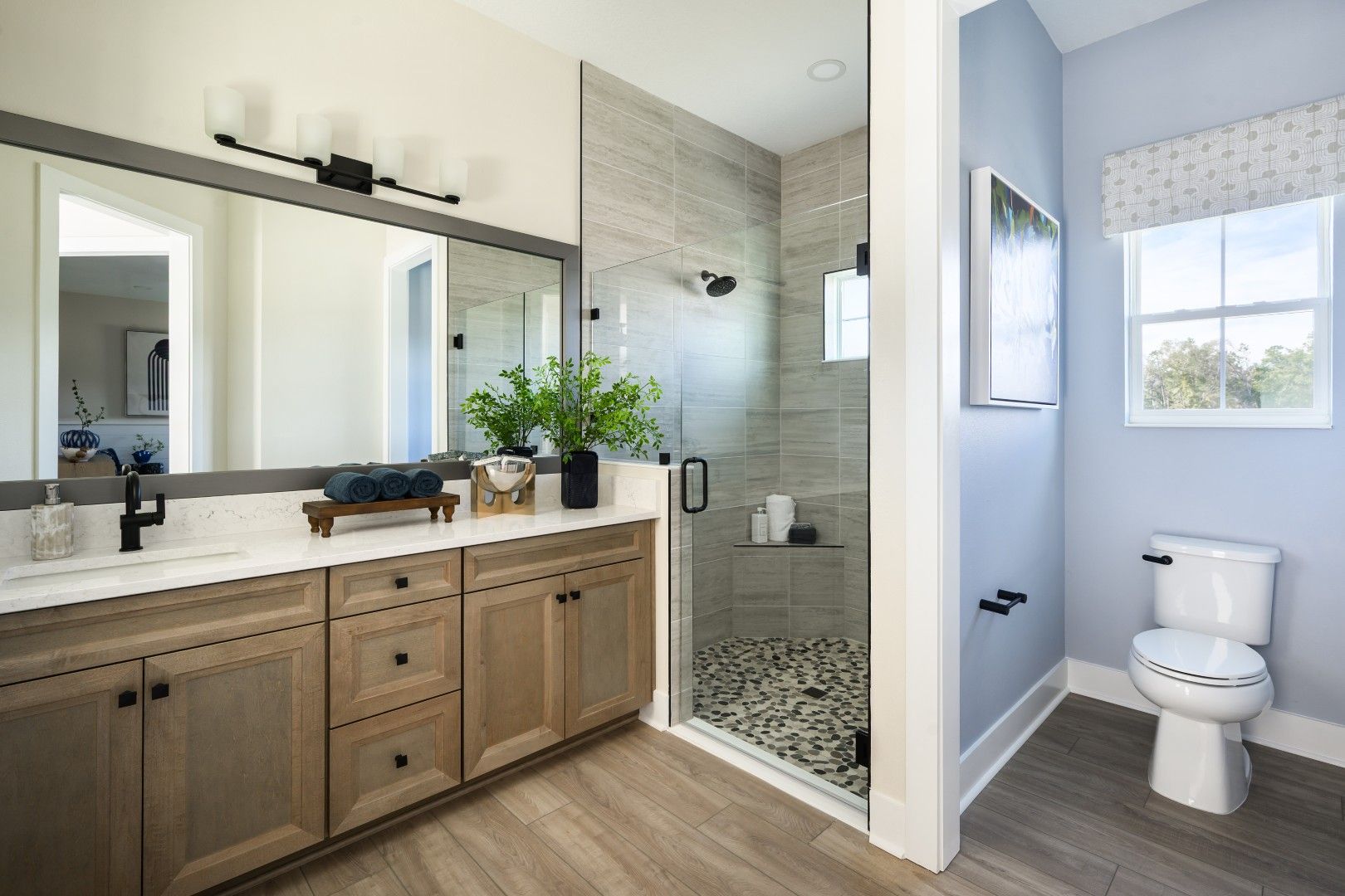 Madeira III at Pasadena Woods | Secondary Bathroom