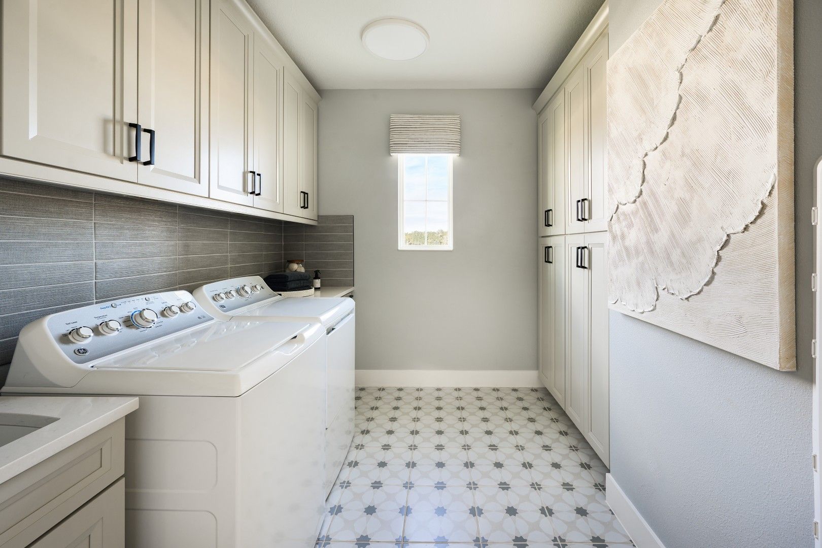 Madeira III at Pasadena Woods | Laundry