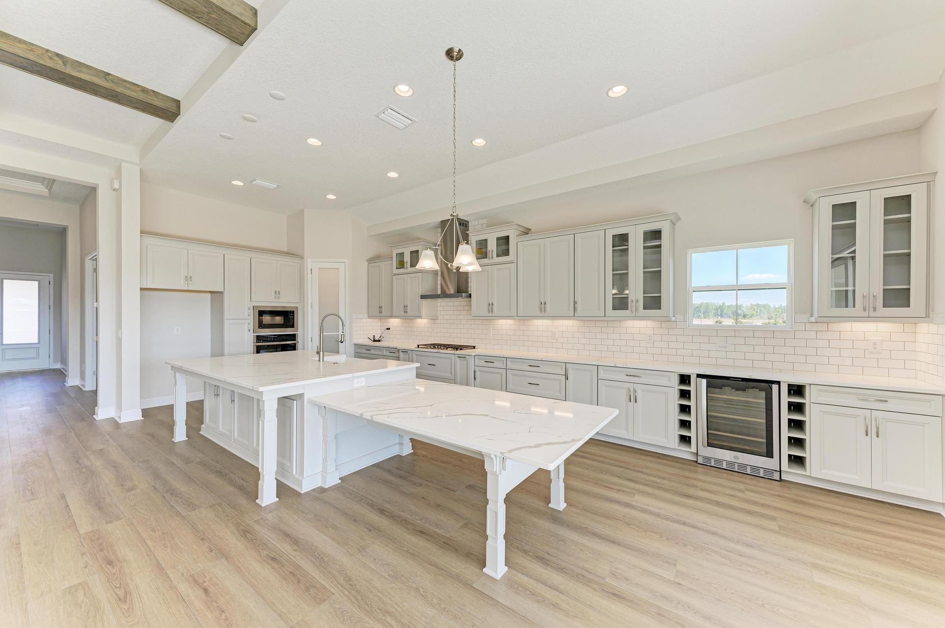 Biscayne II - 35576 Big Hawk Dr - Gourmet Kitchen