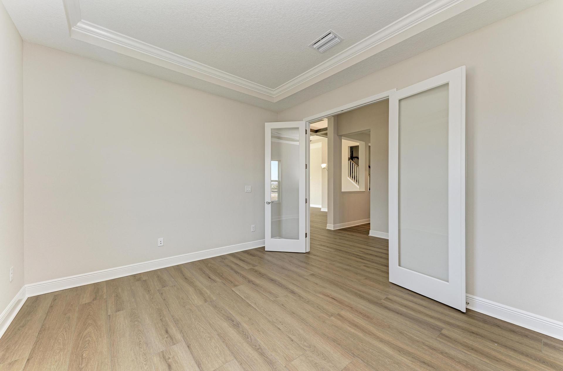 Biscayne II - 35576 Big Hawk Dr - Den/Office