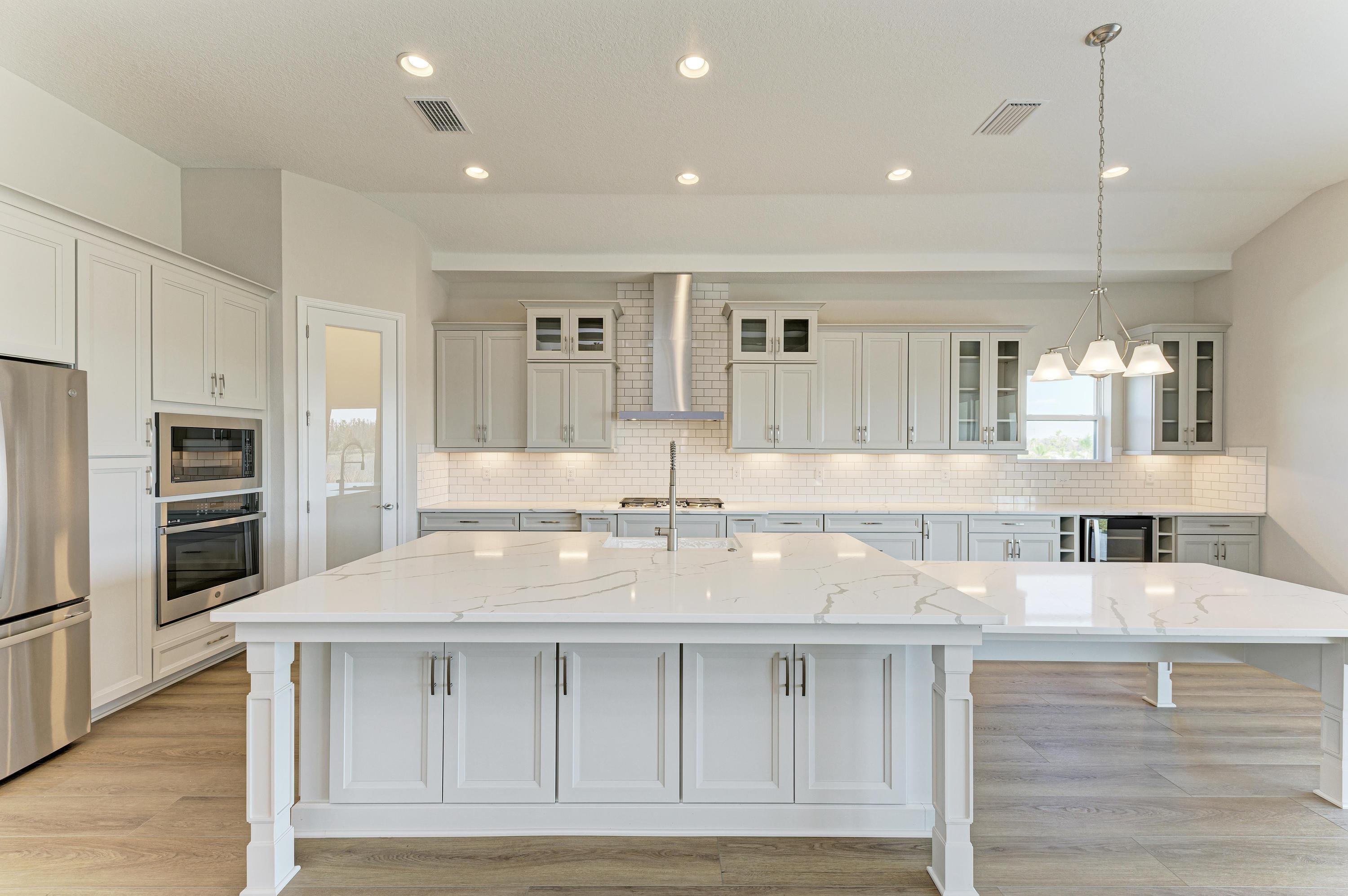 Biscayne II - 2058 Arching Branch - Gourmet Kitchen