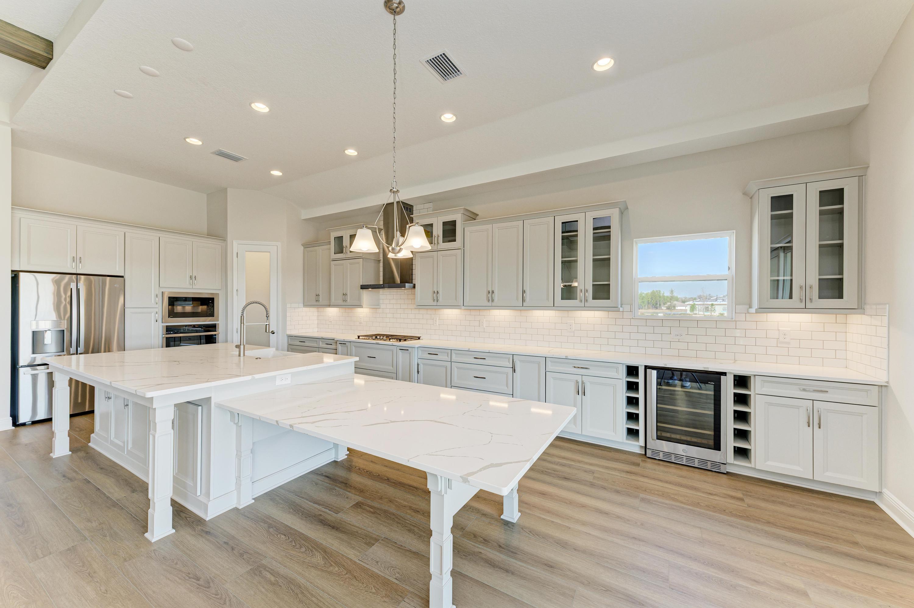 Biscayne II - 2058 Arching Branch - Gourmet Kitchen