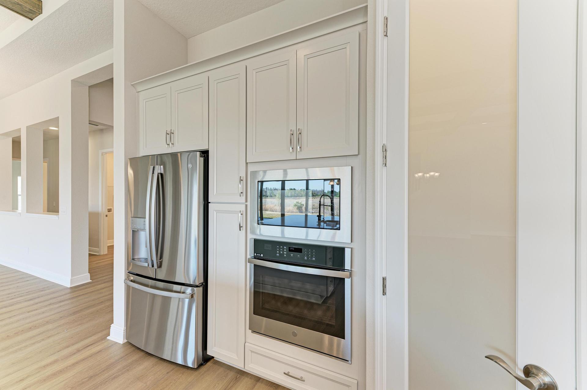 Biscayne II - 2058 Arching Branch - Gourmet Kitchen