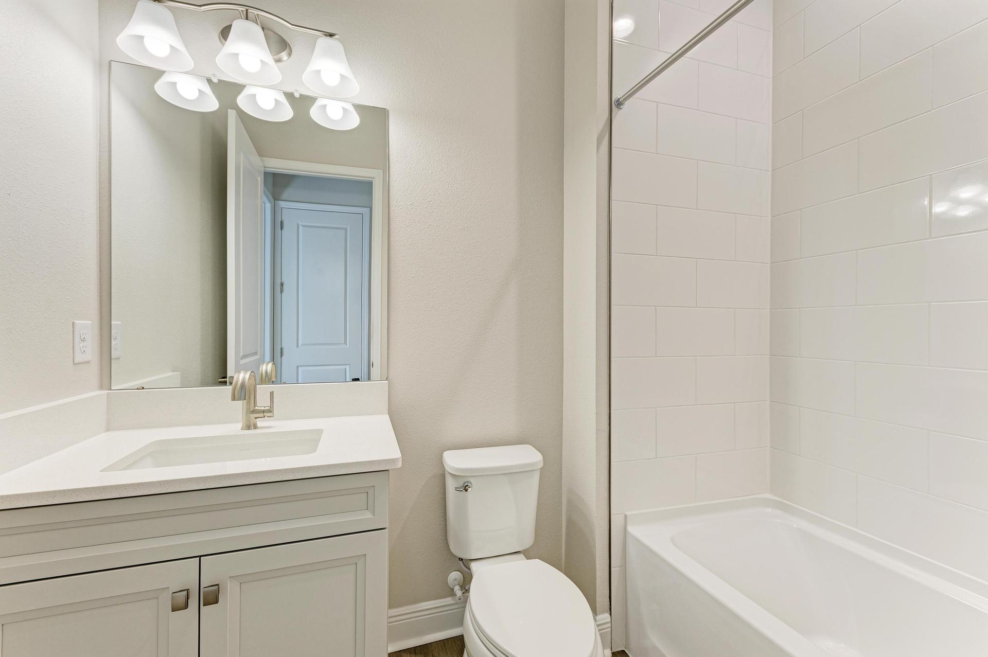 Biscayne II - 2058 Arching Branch - Secondary Bathroom