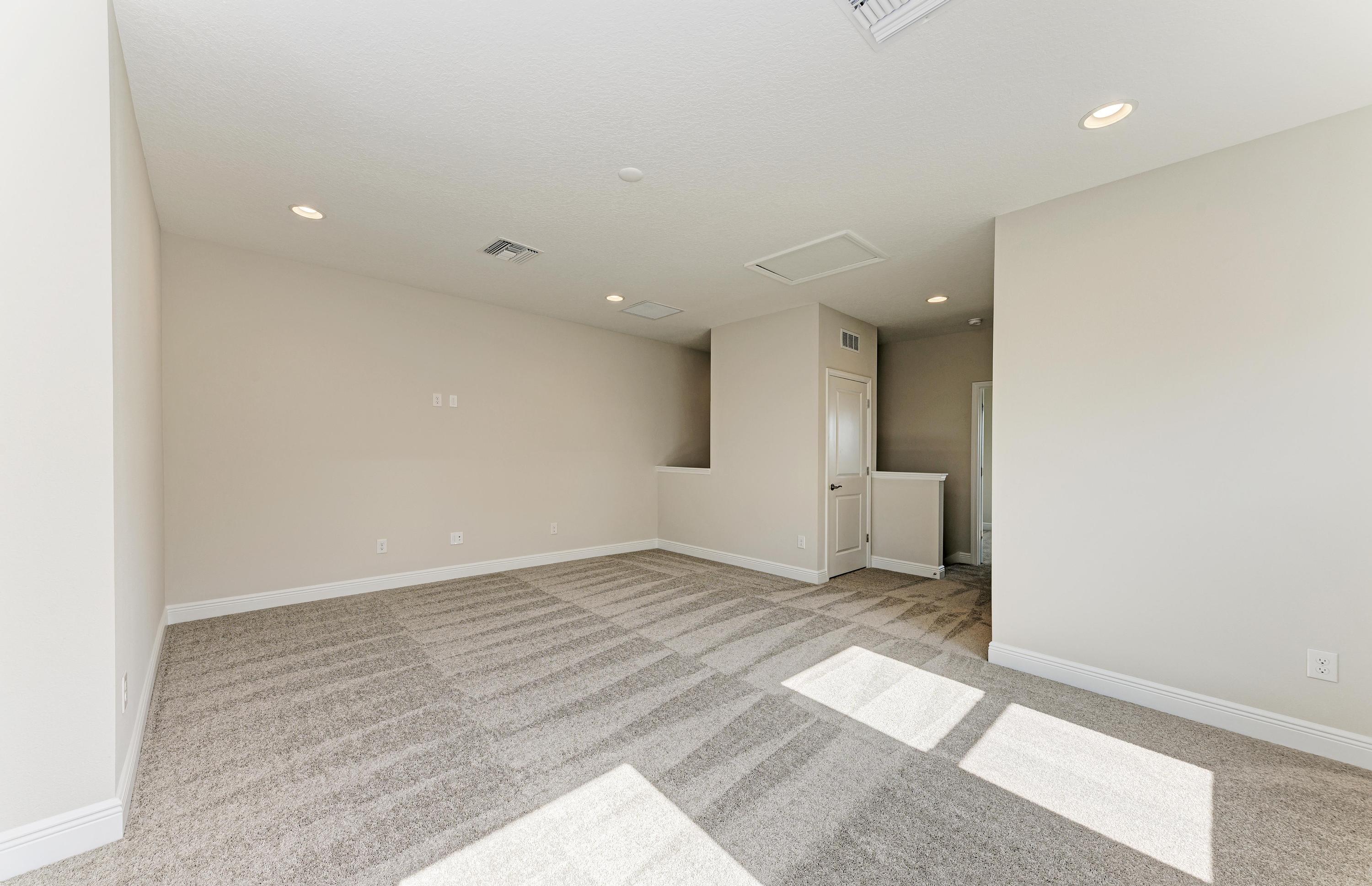 Biscayne II - 2058 Arching Branch - Bonus Room