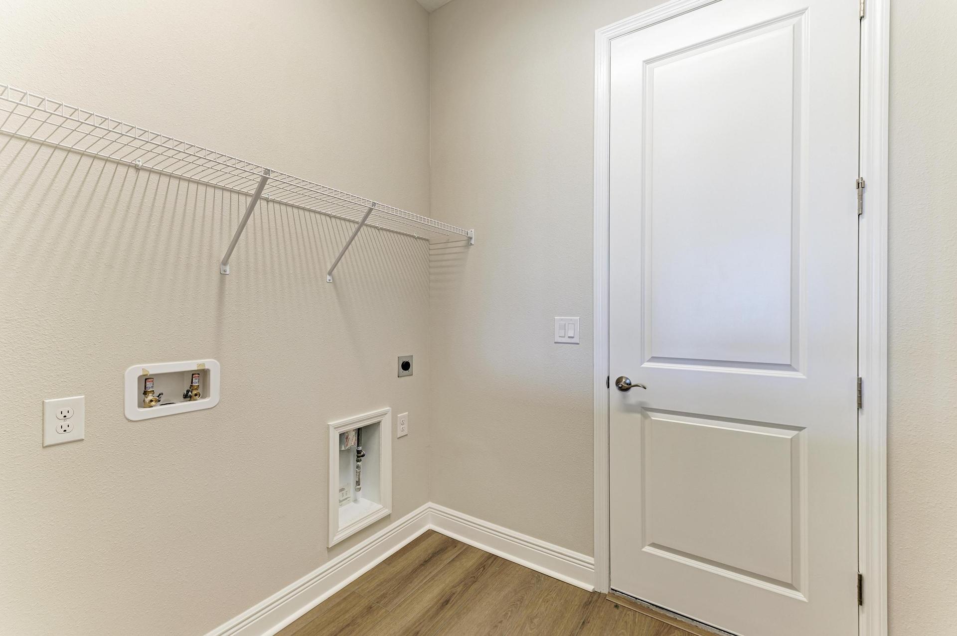Biscayne II - 2058 Arching Branch - Laundry