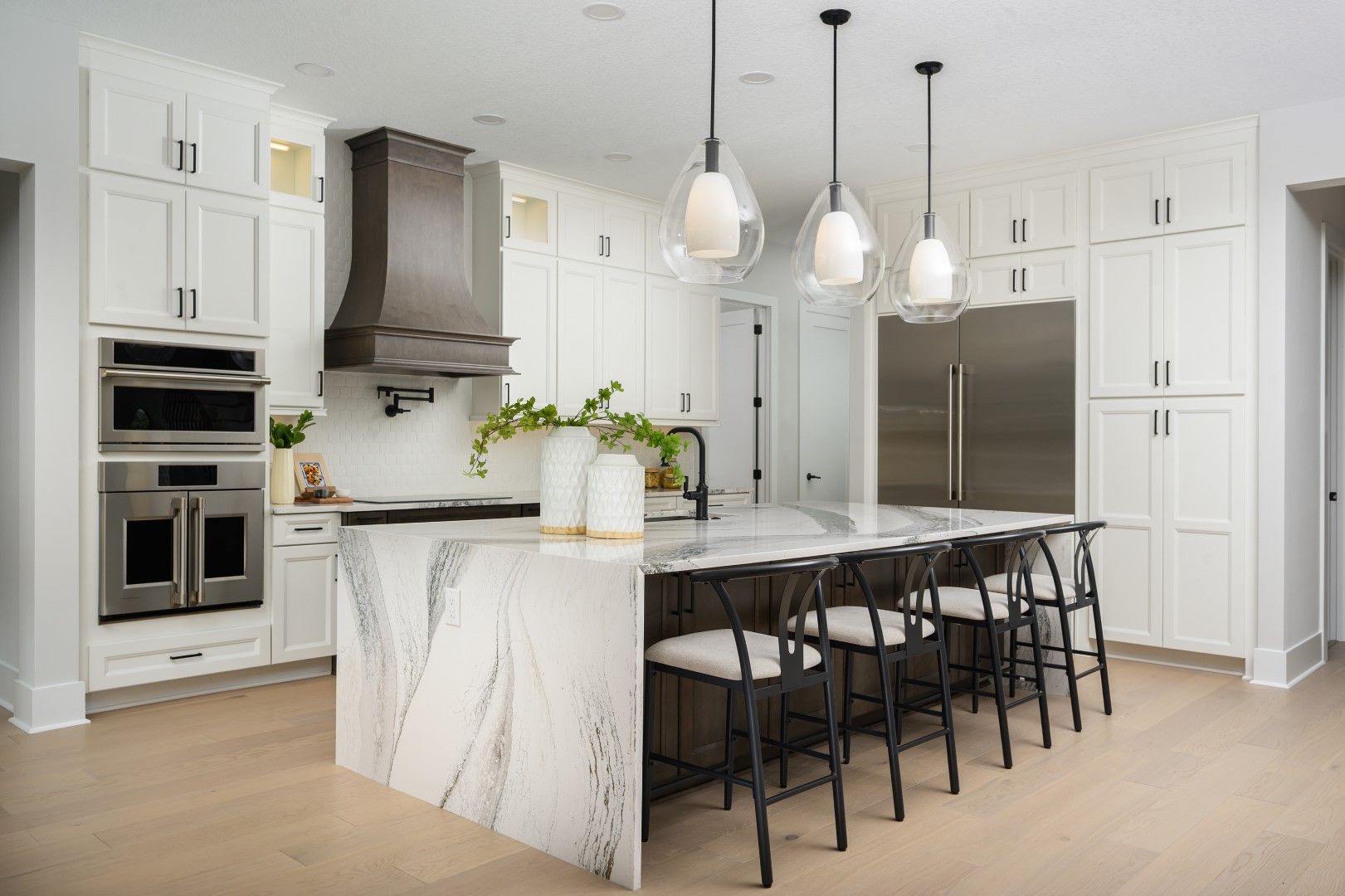4712 W Clear Ave | Granada A | Gourmet Kitchen
