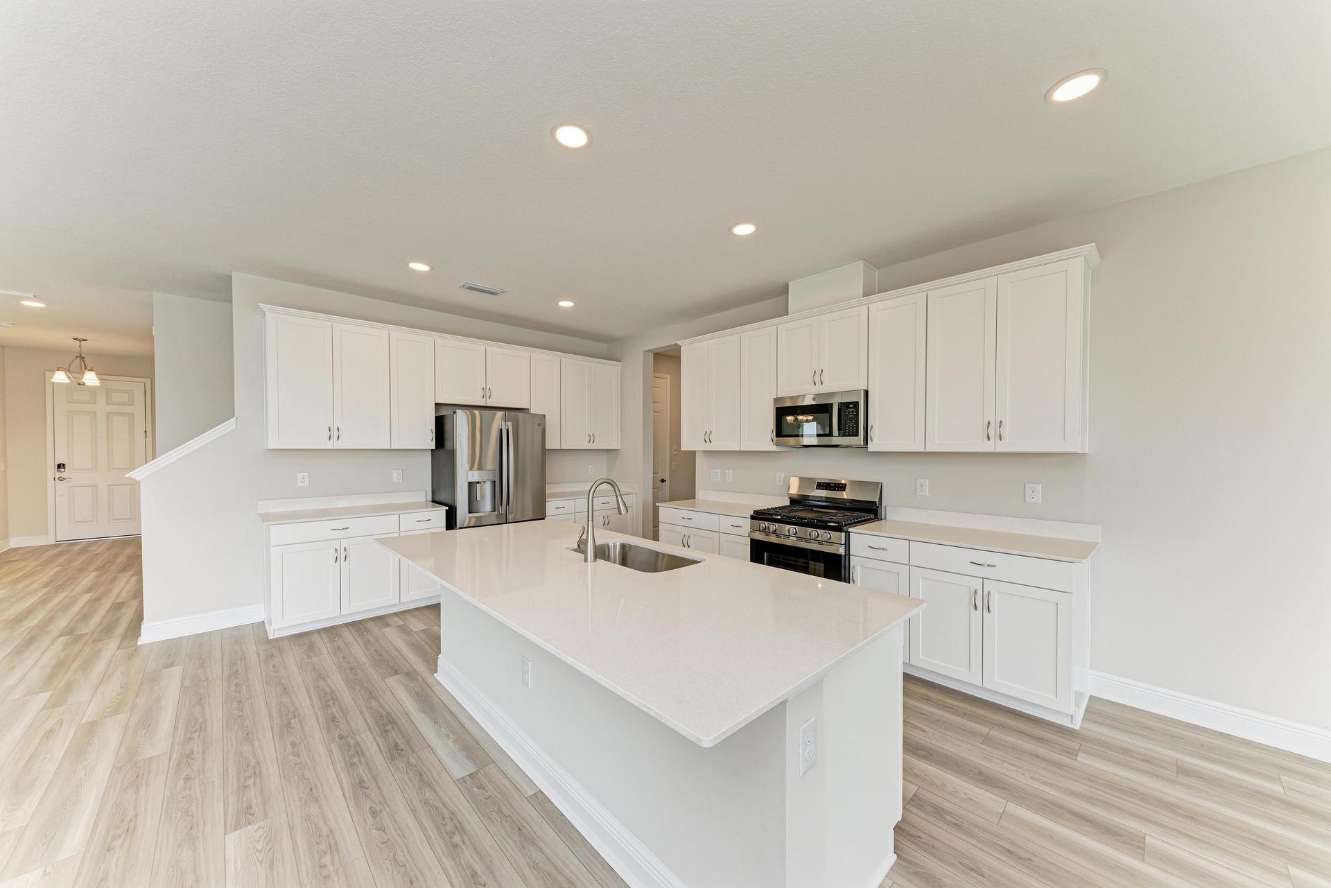 Pelican - 13718 Heartwood Way - Gourmet Kitchen