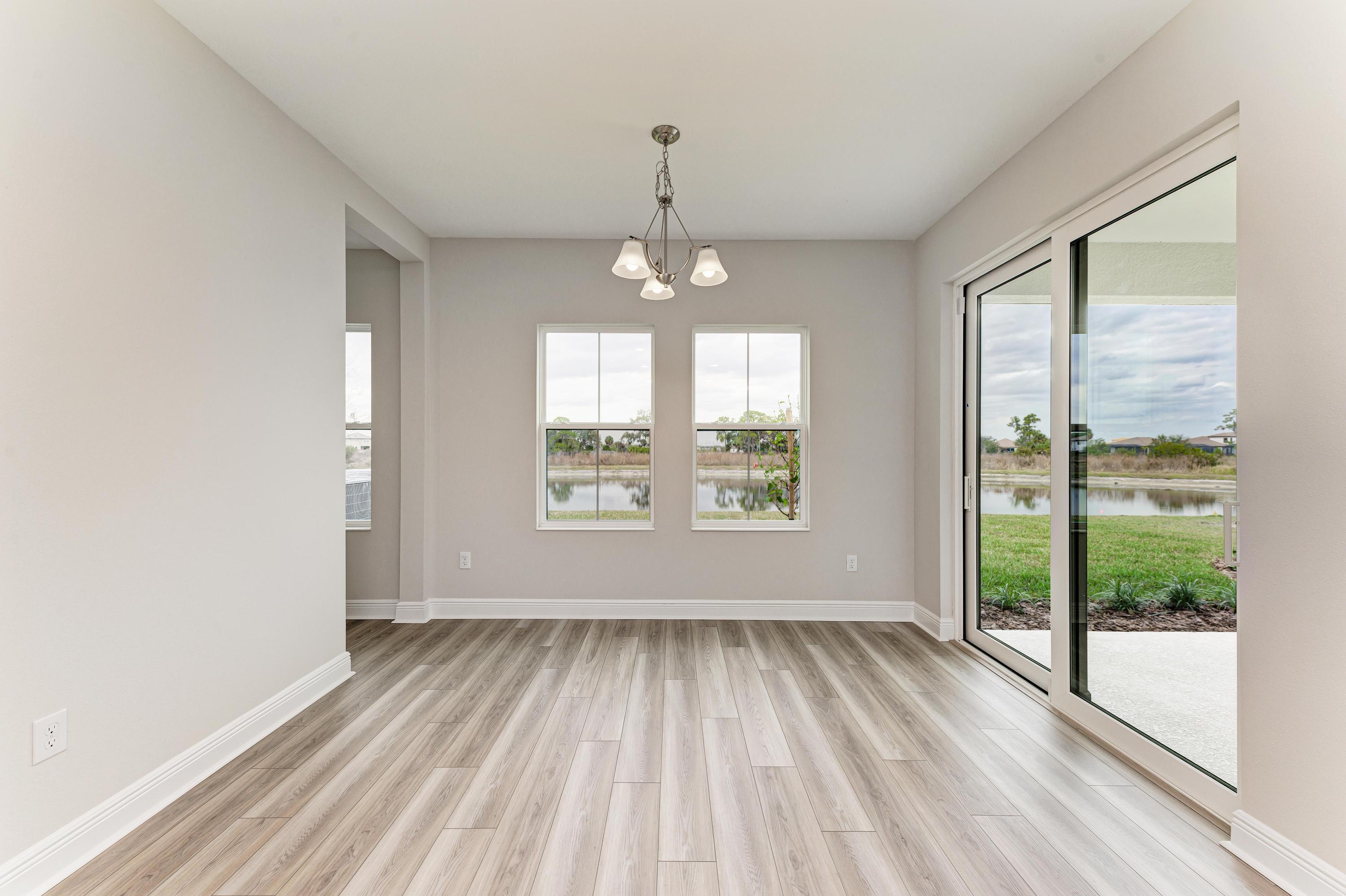 Pelican - 13718 Heartwood Way - Breakfast Area