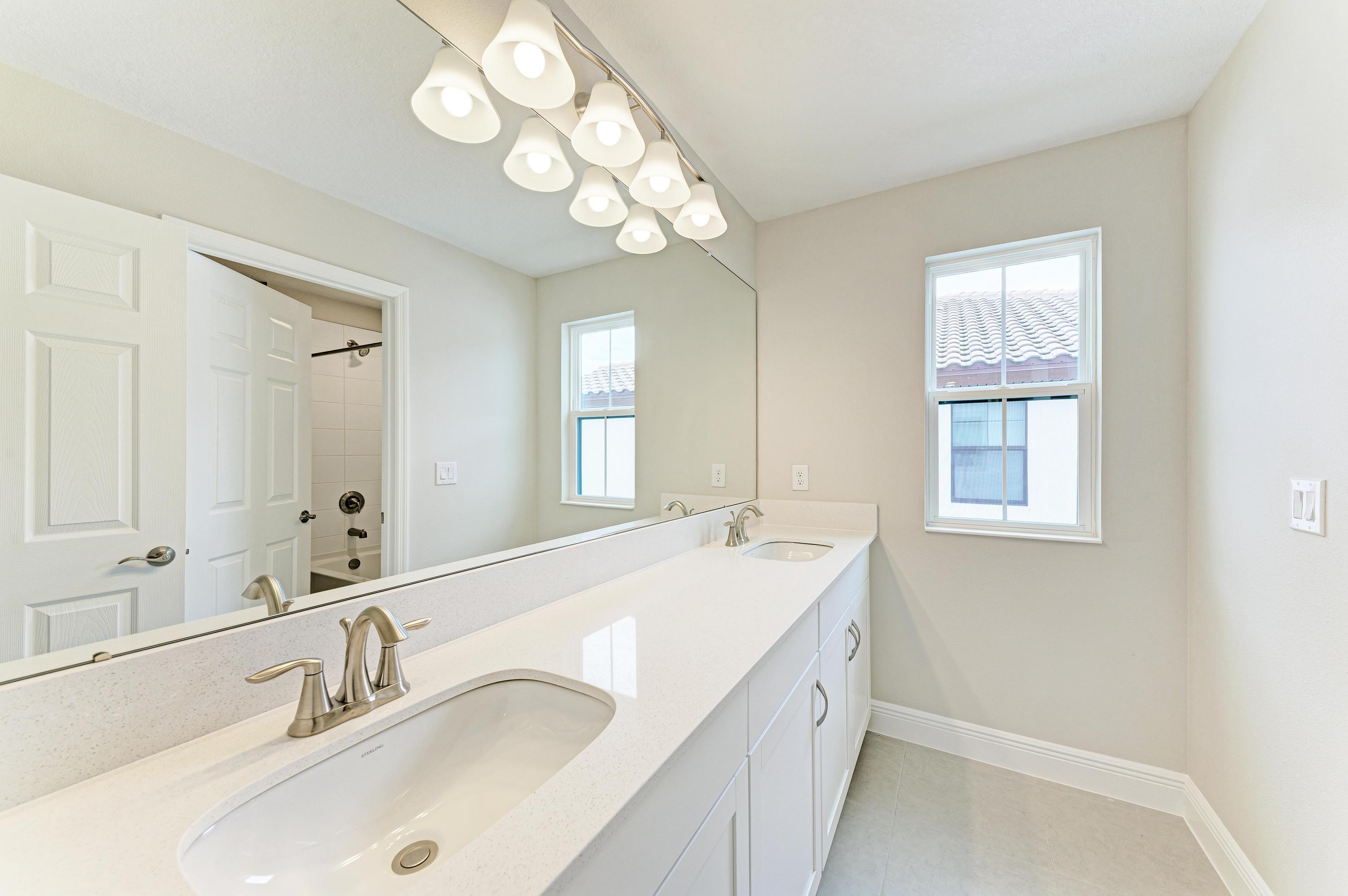Pelican - 13718 Heartwood Way - Secondary Bathroom