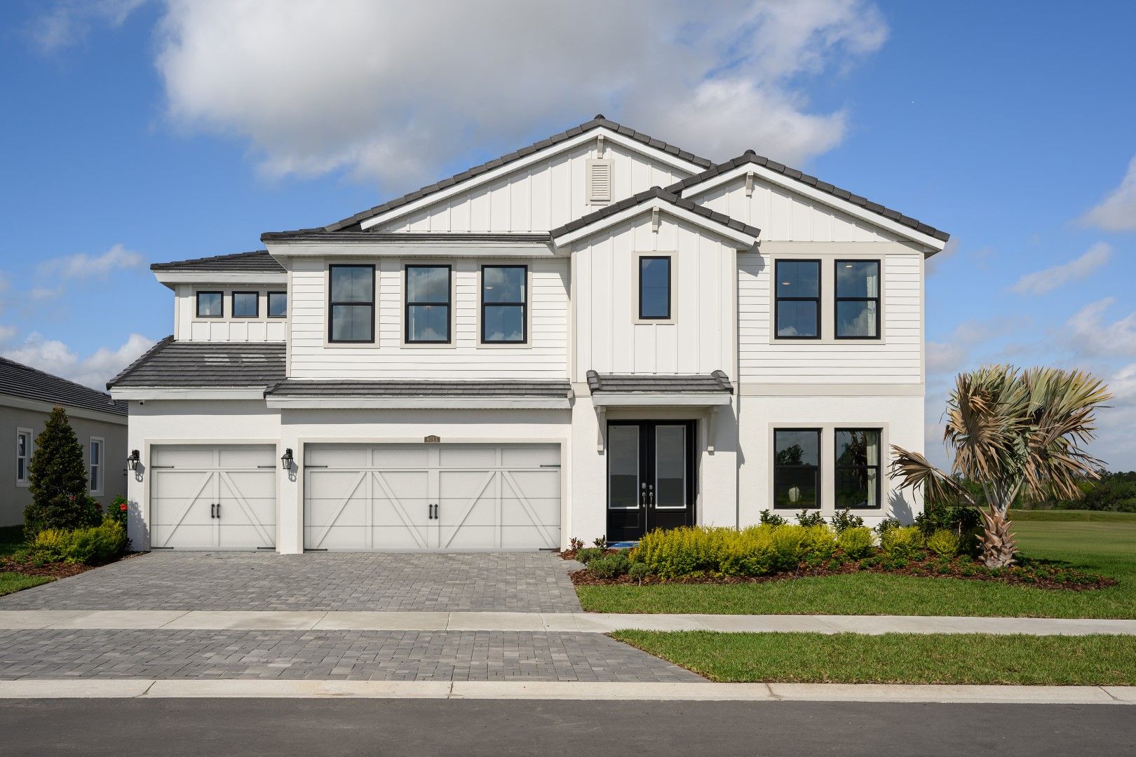 9753 Leaf Green Lane. Zephyrhills, FL 33541