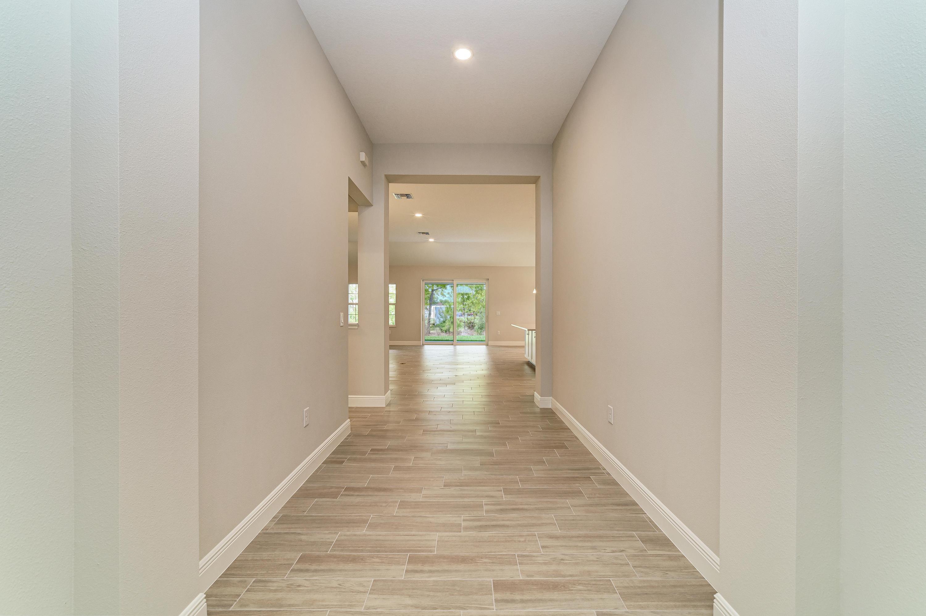 Bayshore I - 13120 Long Valley Cir - Lot 39 (7)