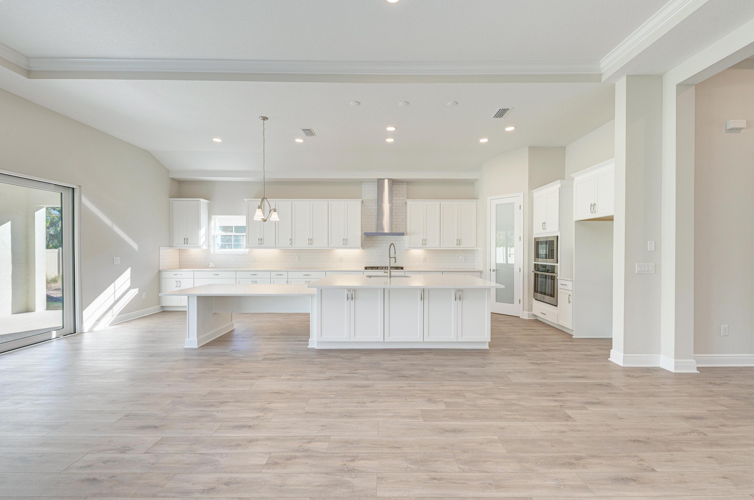 Biscayne II - 13068 Homestead Lane - Gourmet Kitchen