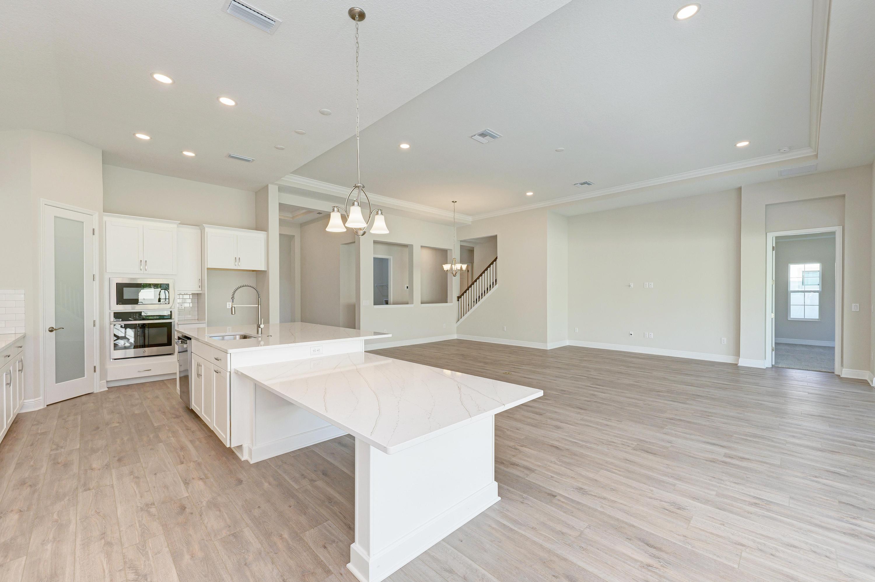 Biscayne II - 13068 Homestead Lane - Gourmet Kitchen