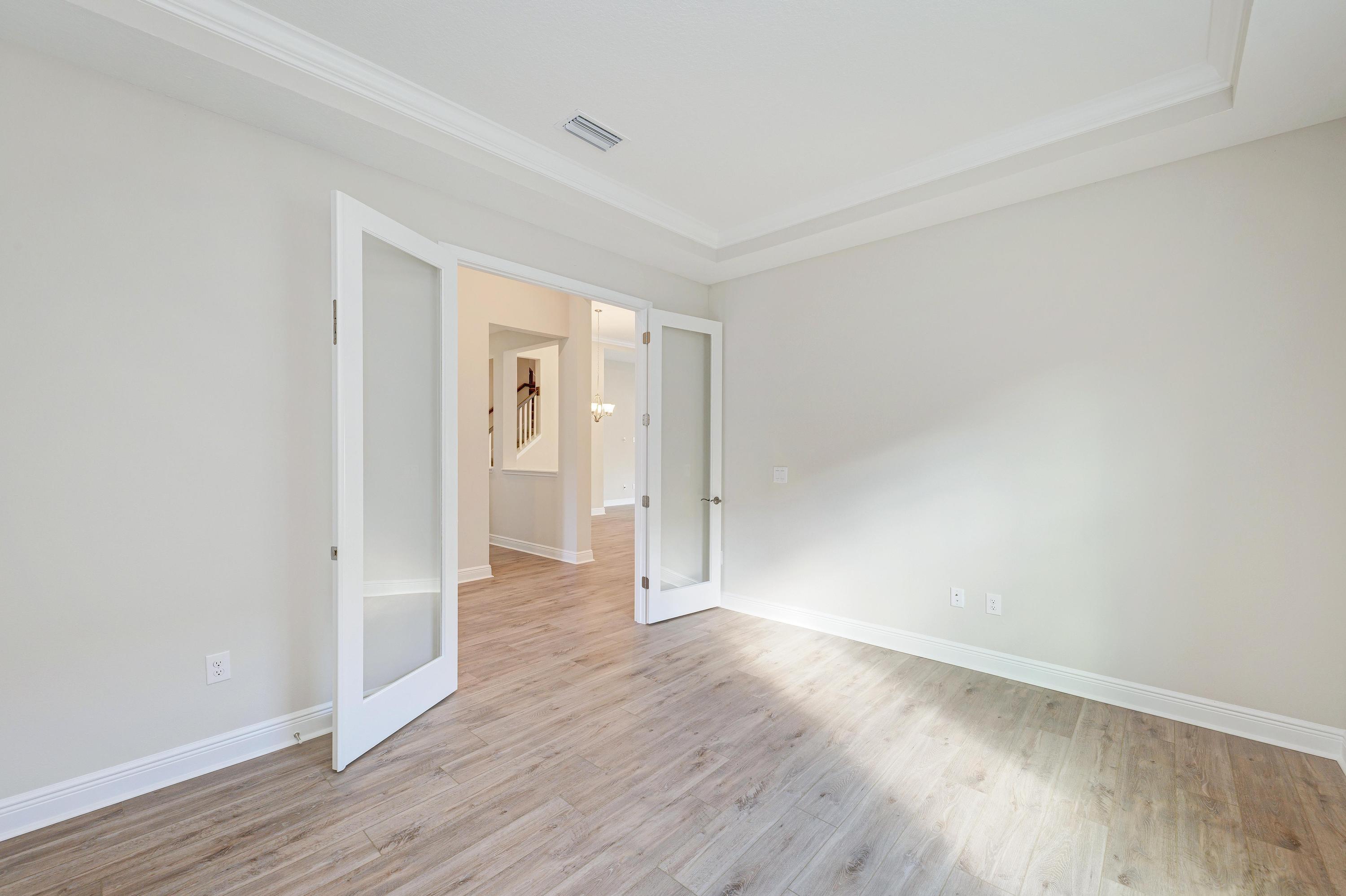 Biscayne II - 13068 Homestead Lane - Den