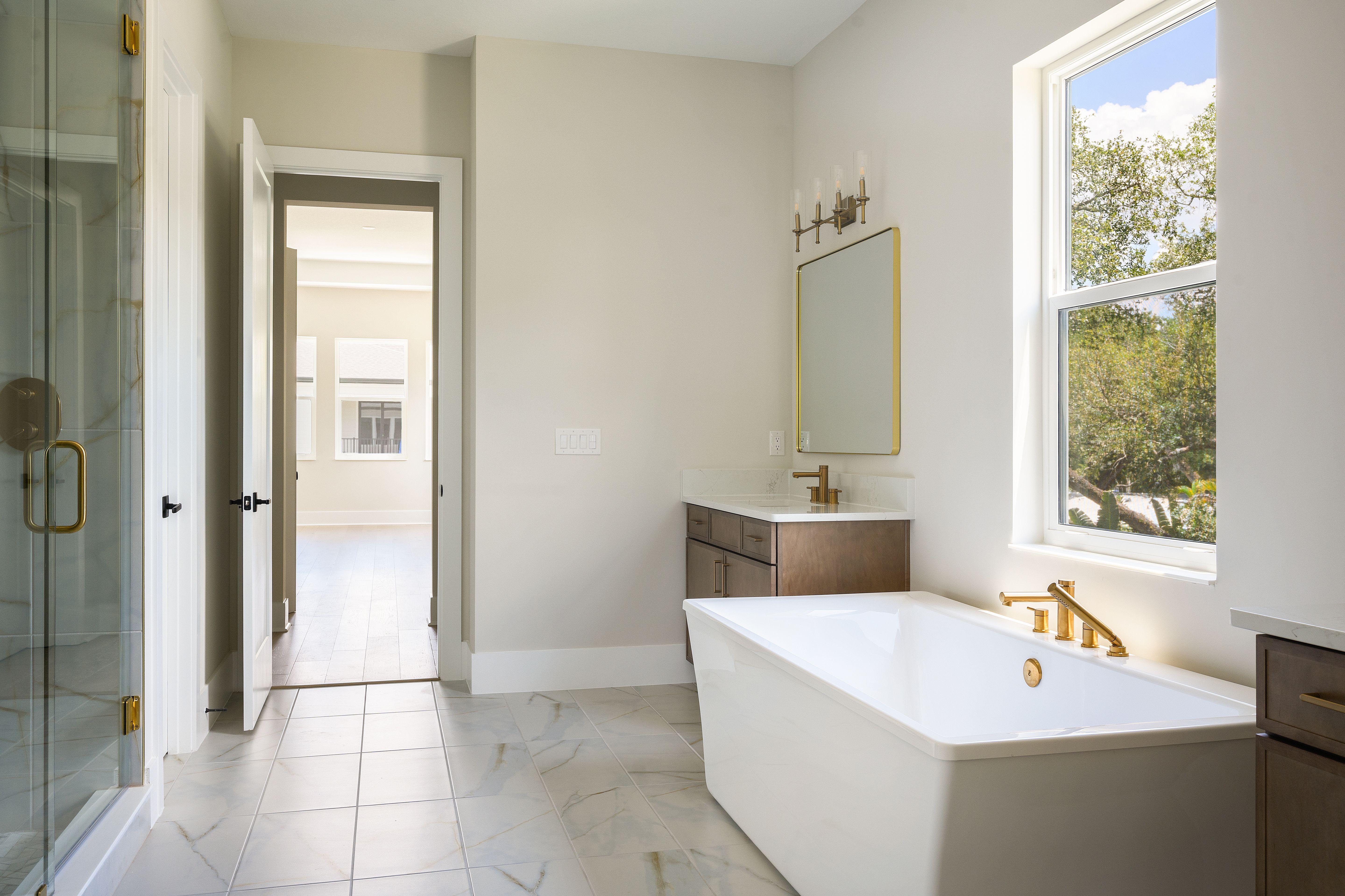 Madeira A | 4713 W Estrella St | Owner's Retreat