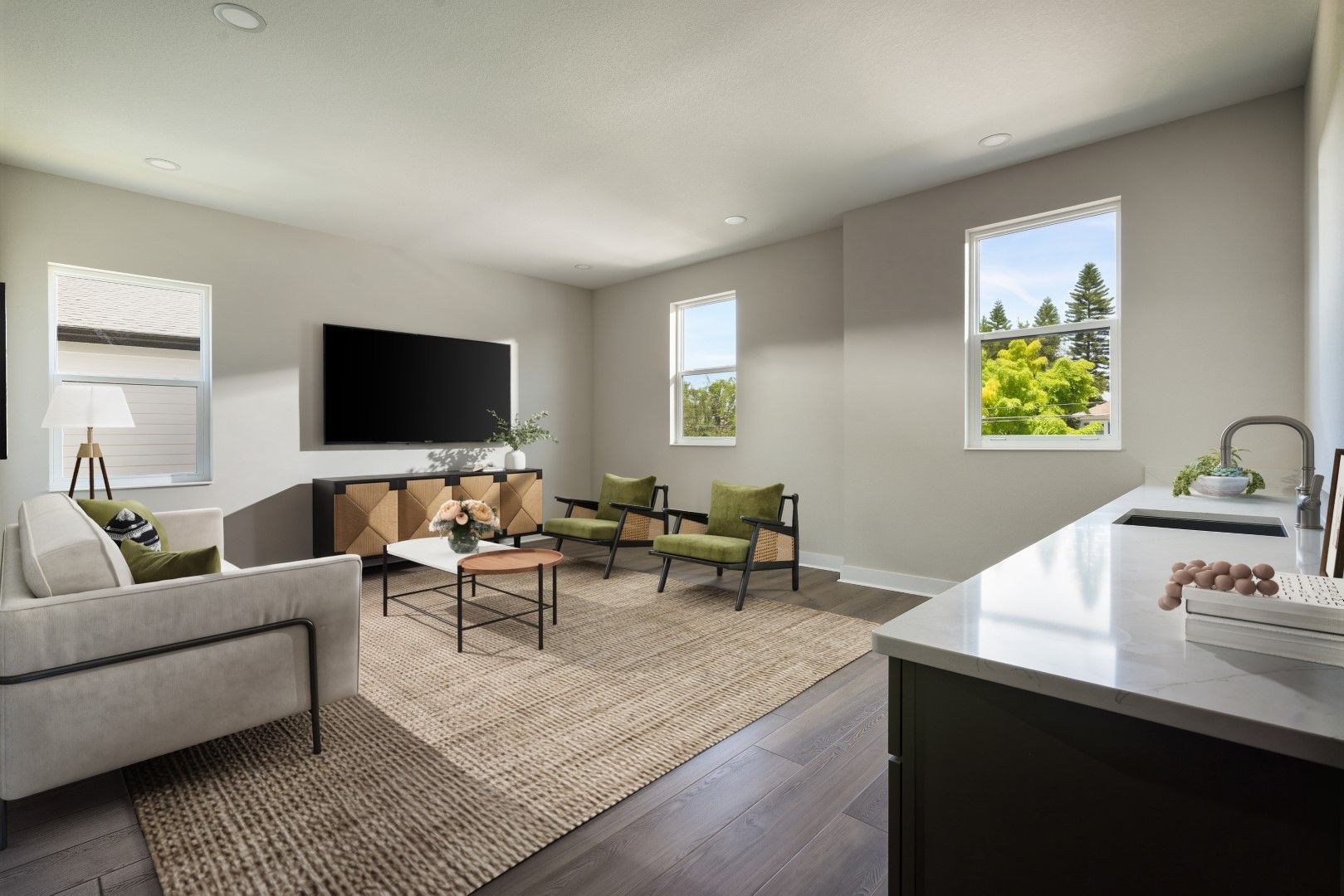 4018 W Cleveland St | Avocet B | Upstairs Bonus Room
