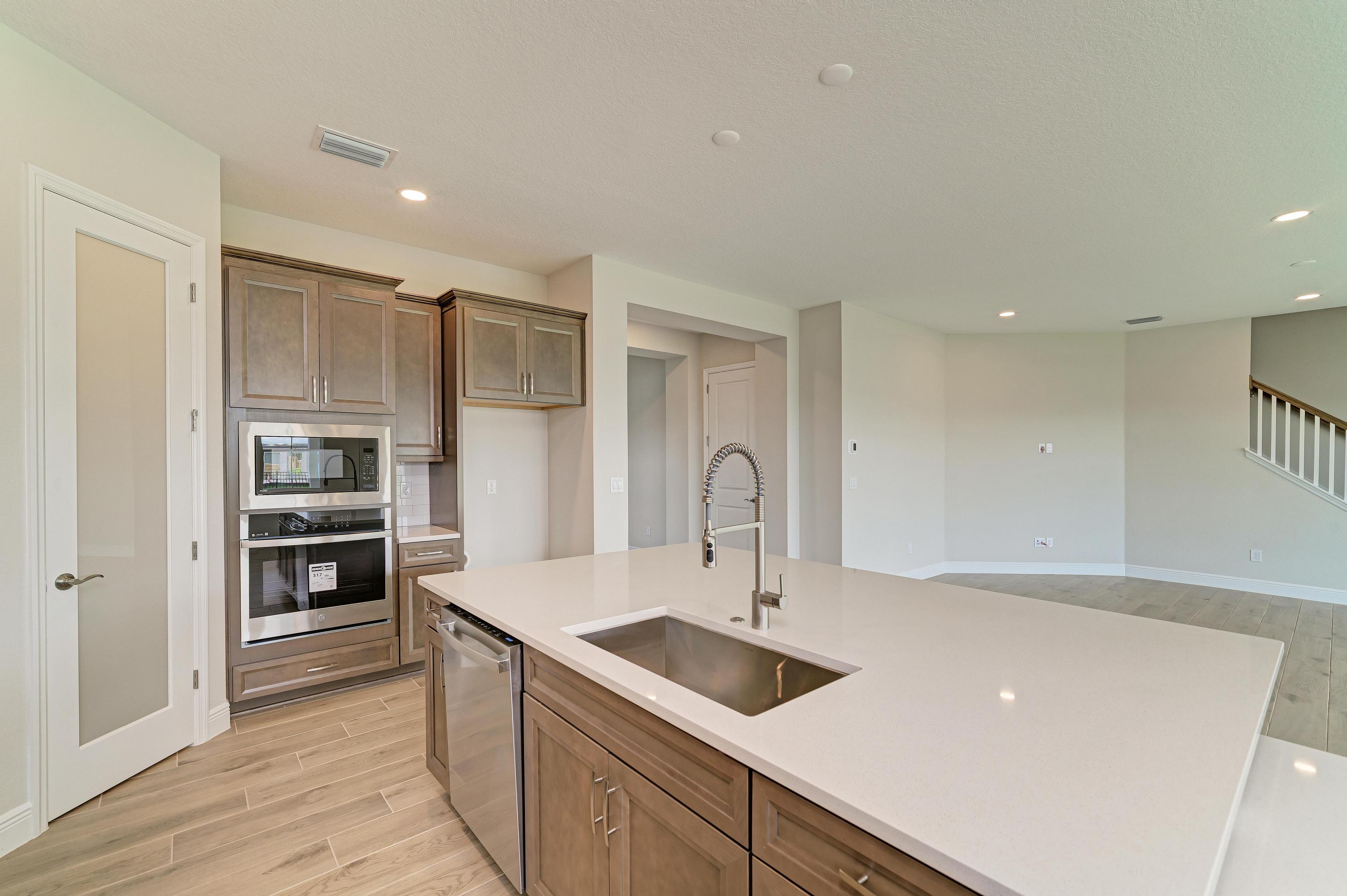 Verona - 10316 Longmeadow Ave (23)