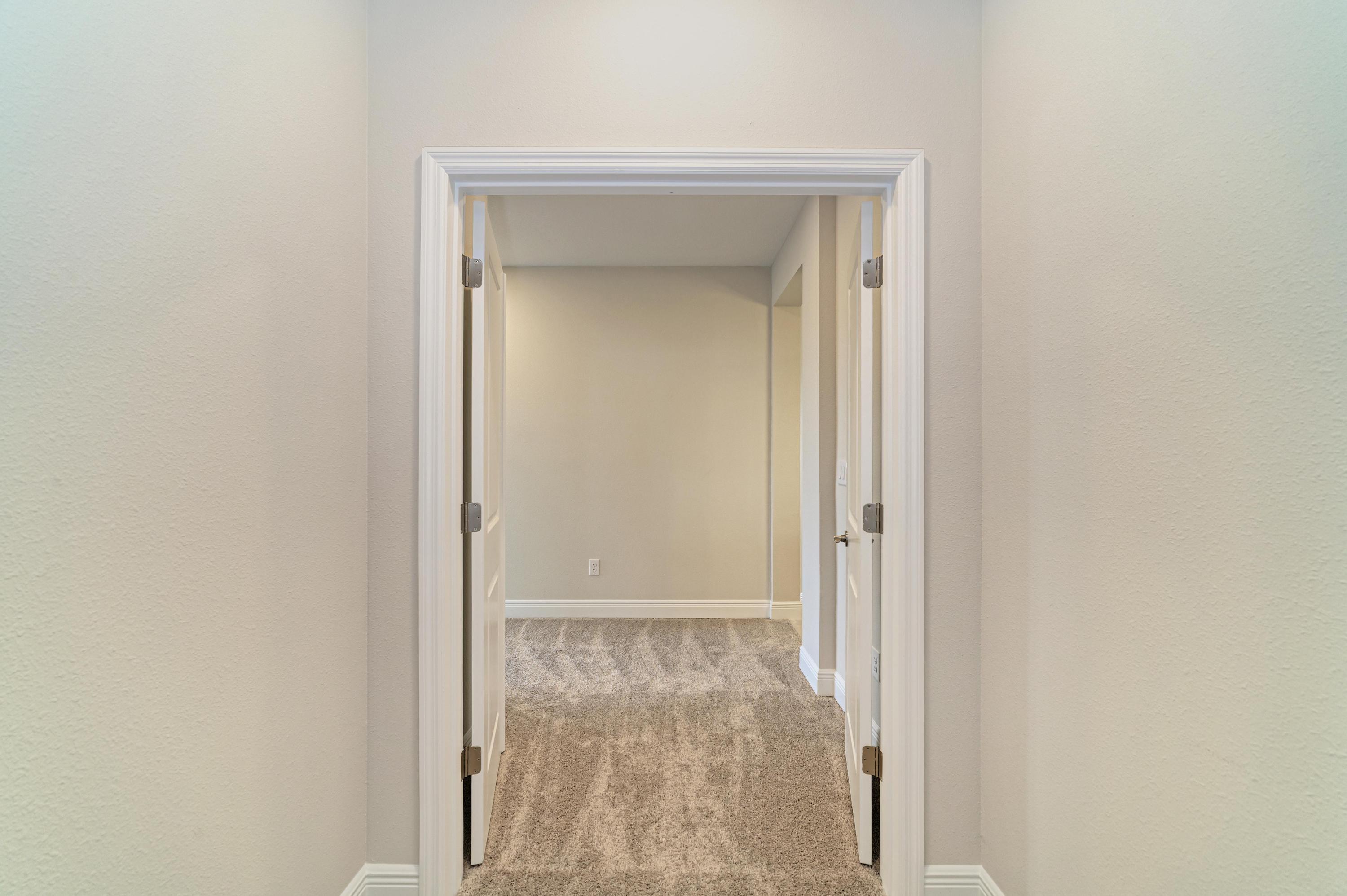 Verona - 10316 Longmeadow Ave (38)