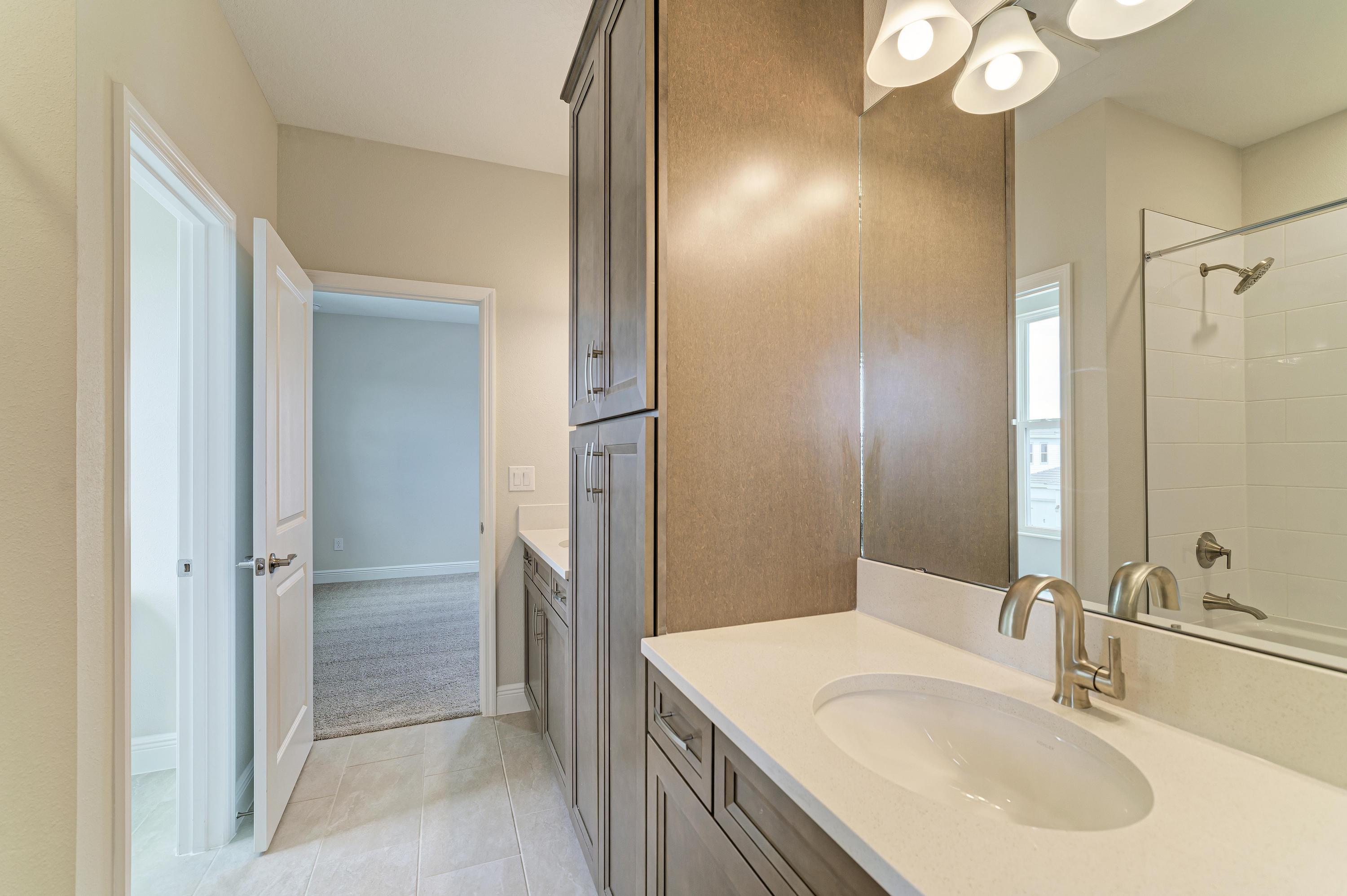 Verona - 10316 Longmeadow Ave (49)