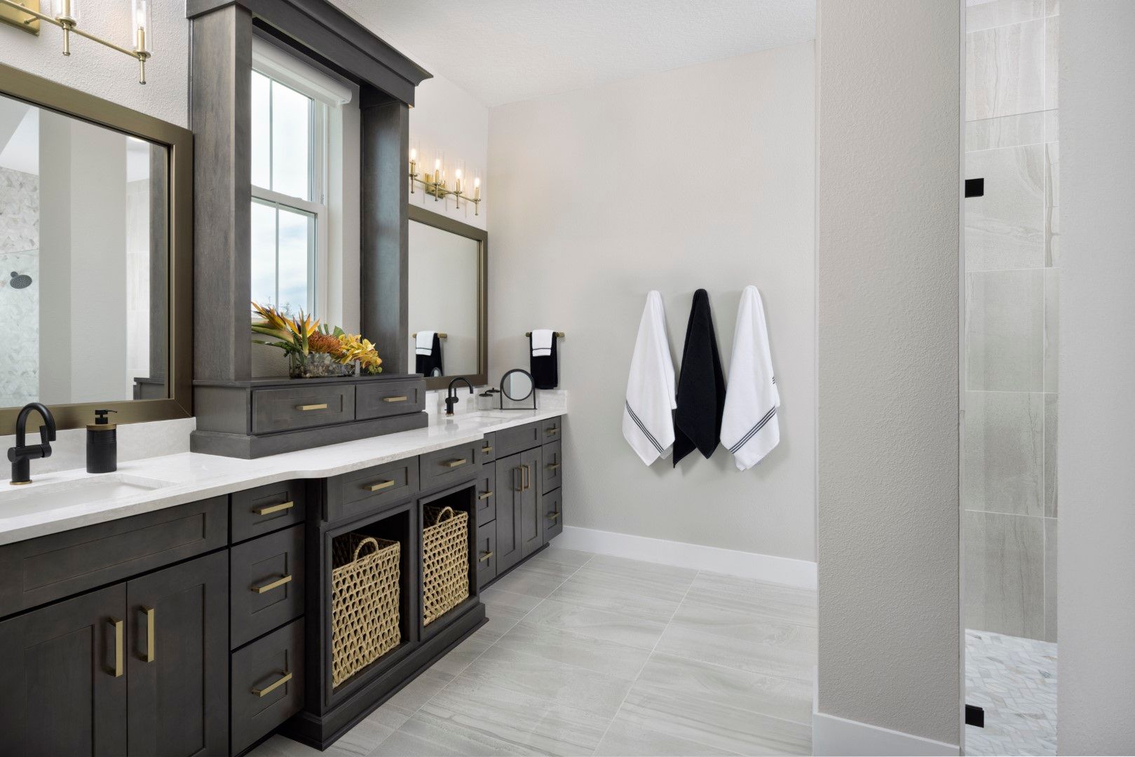 Owner's Bath | Biscayne II at EVERLY Wellen Park