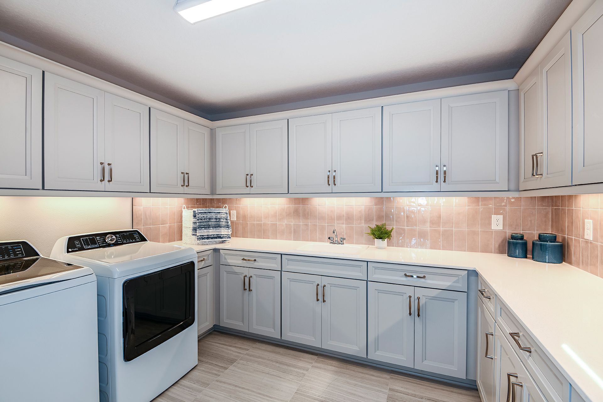 Laundry Room | Westshore II at Hawkstone