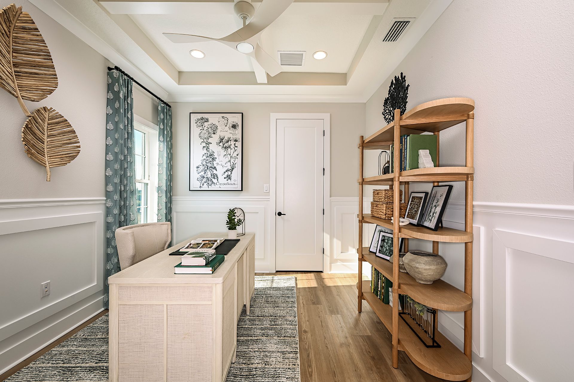 Den - Vinoy at Two-Rivers