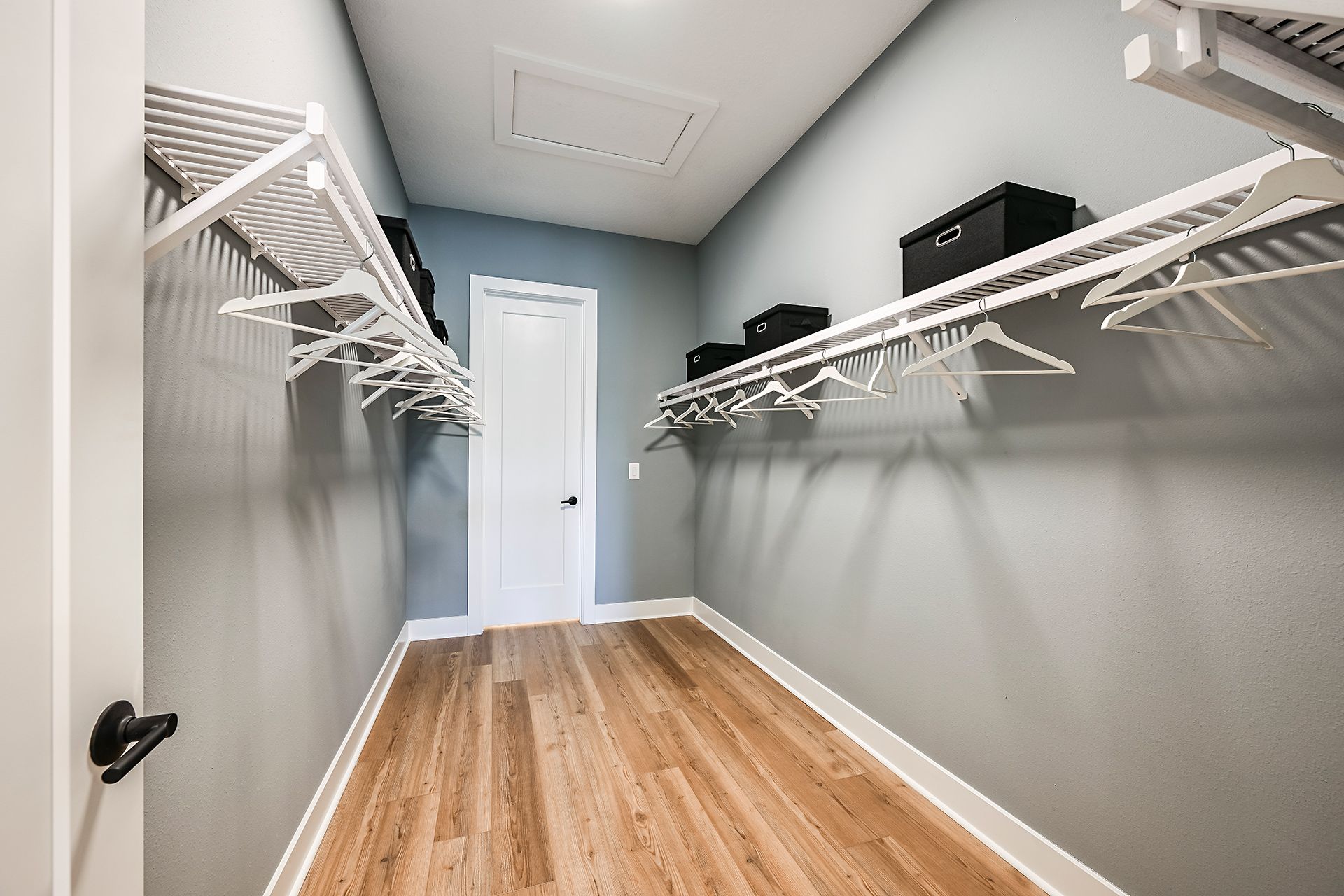 Walk-In Closet - Vinoy at Two-Rivers