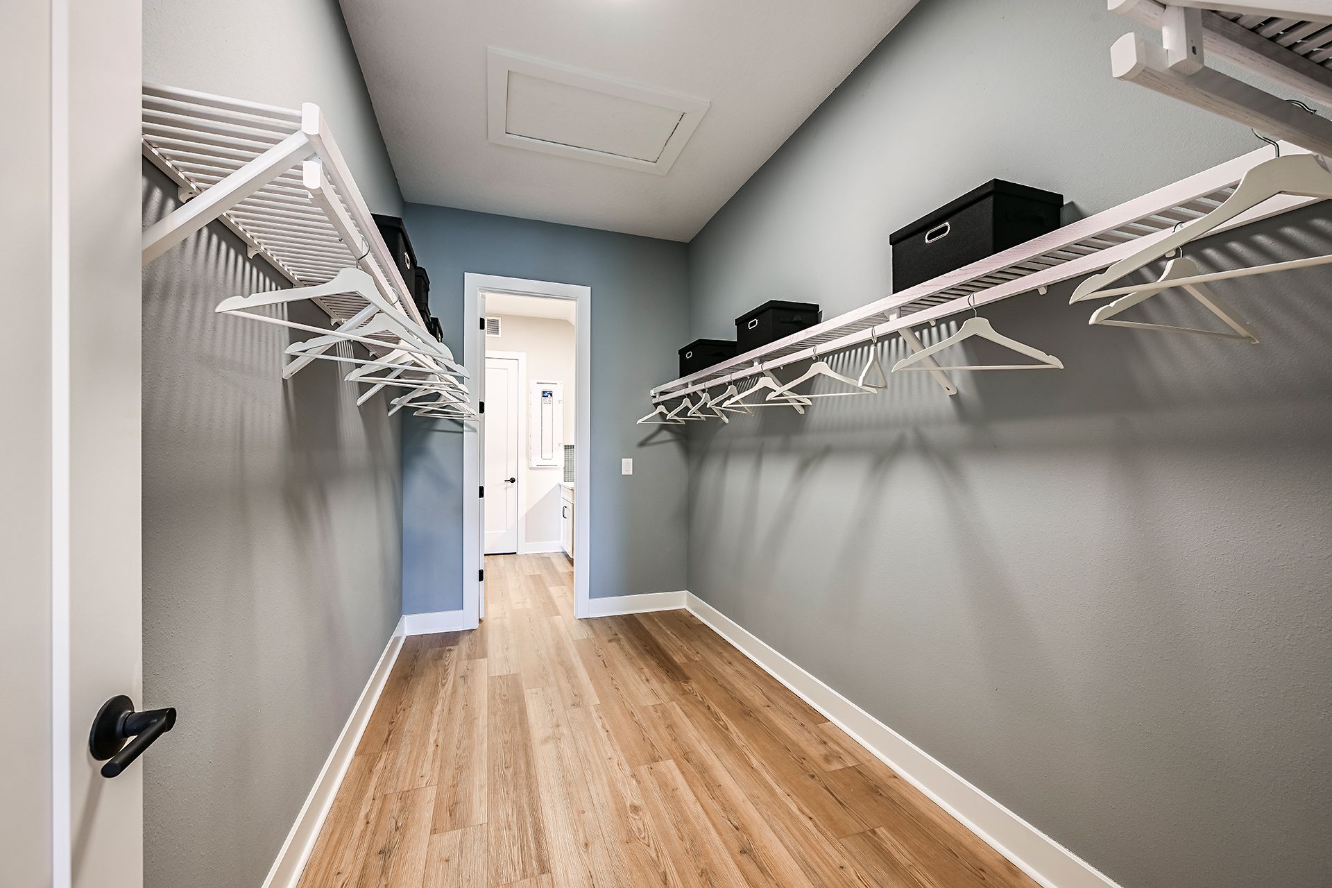 Walk-In Closet - Vinoy at Two-Rivers