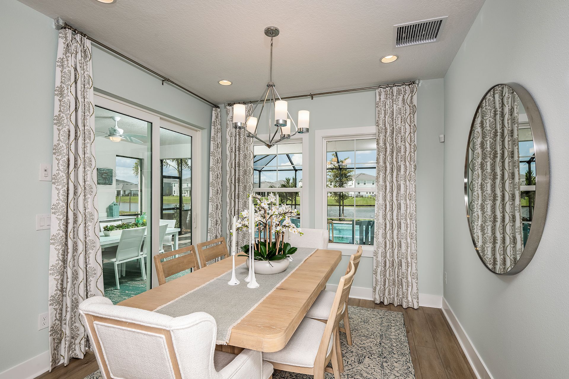 Dining Room - Egret III at Star Farms