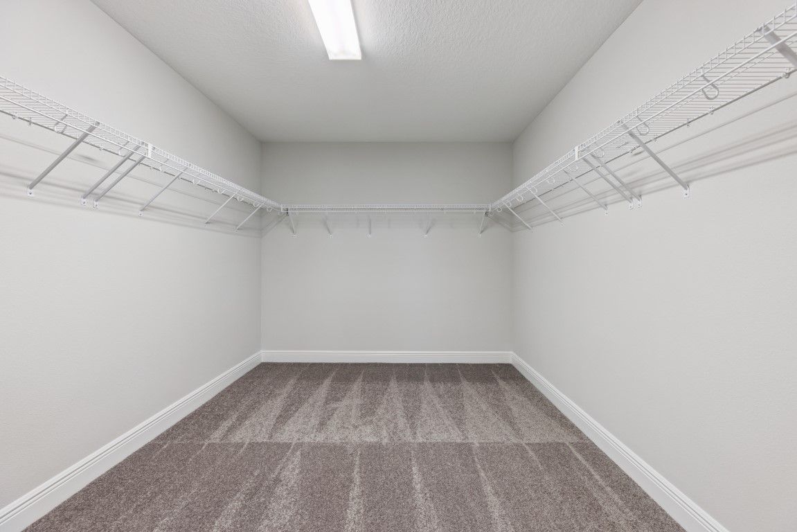 9711 Surrey Rose Dr - Owner's Walk in Closet