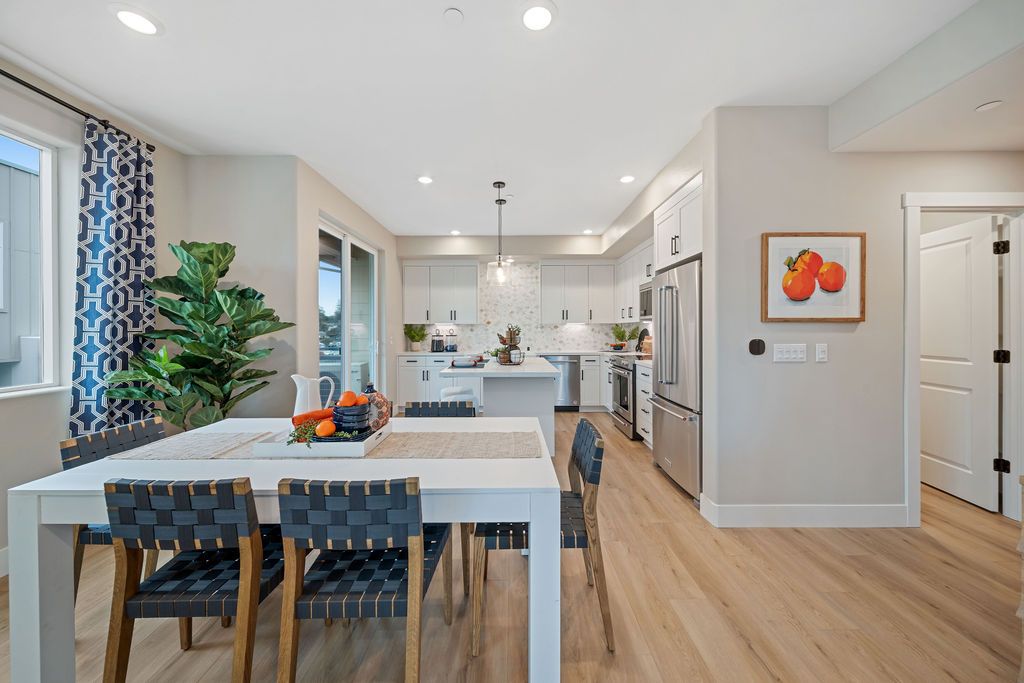 Fusion Plan 1 - Fusion: Hayward, California - Homes Built For America