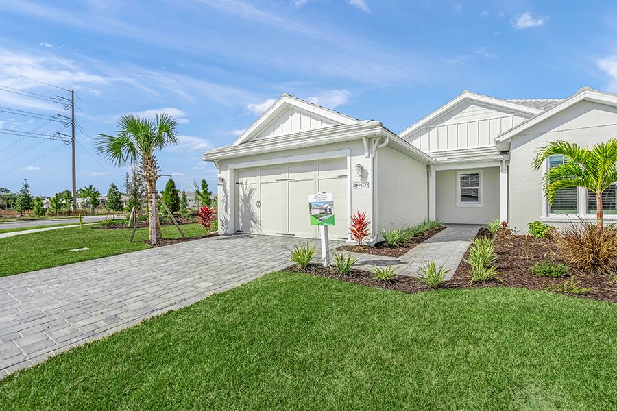 9500 Lunar Dove Drive (Galley)