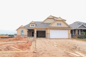 10300 SW 55th Ter (Hummingbird Bonus Room 1)