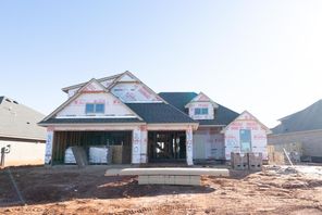 800 Halley Dr (Hummingbird Bonus Room 1)