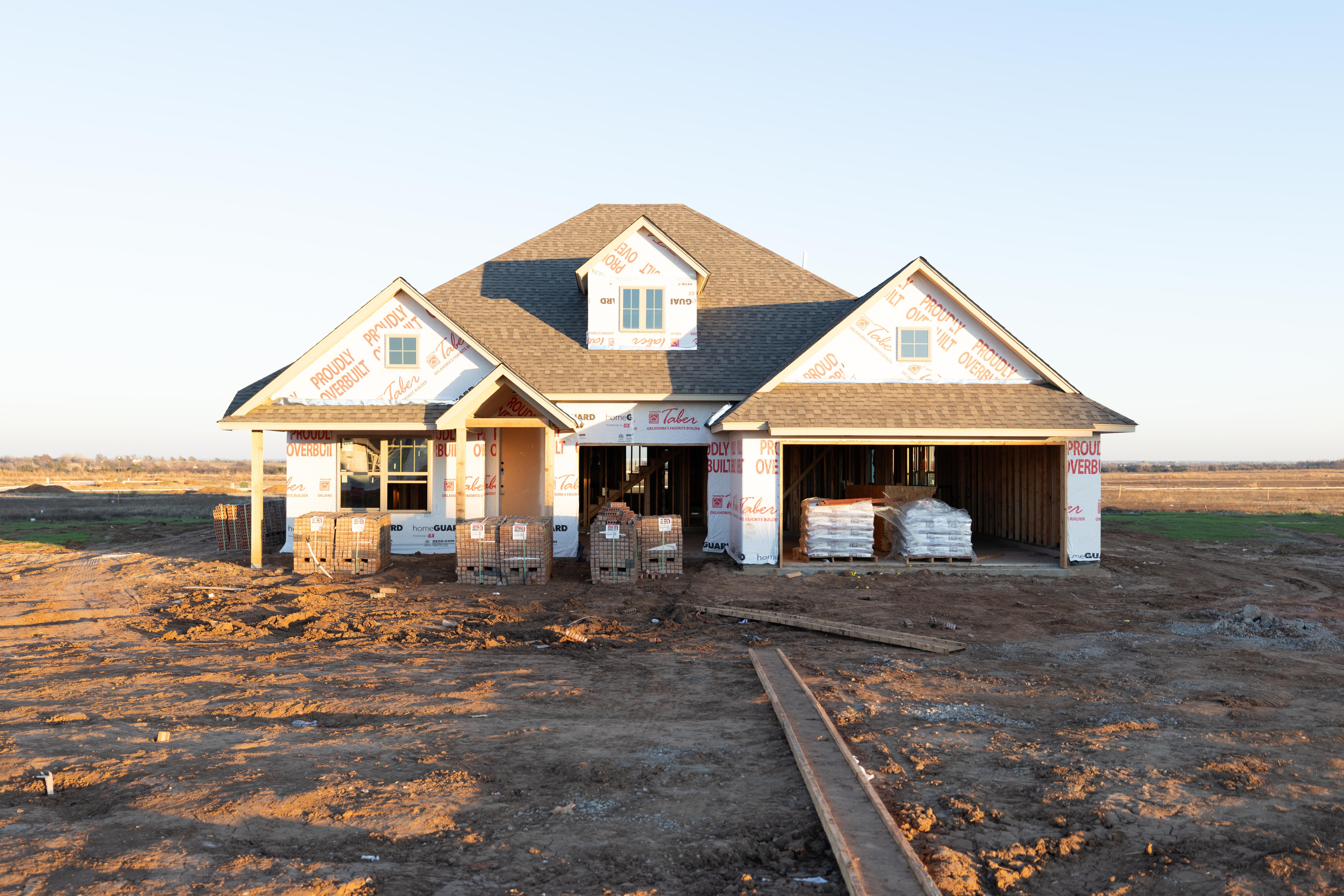 12313 Alfalfa Ln (Shiloh Bonus Room 2)